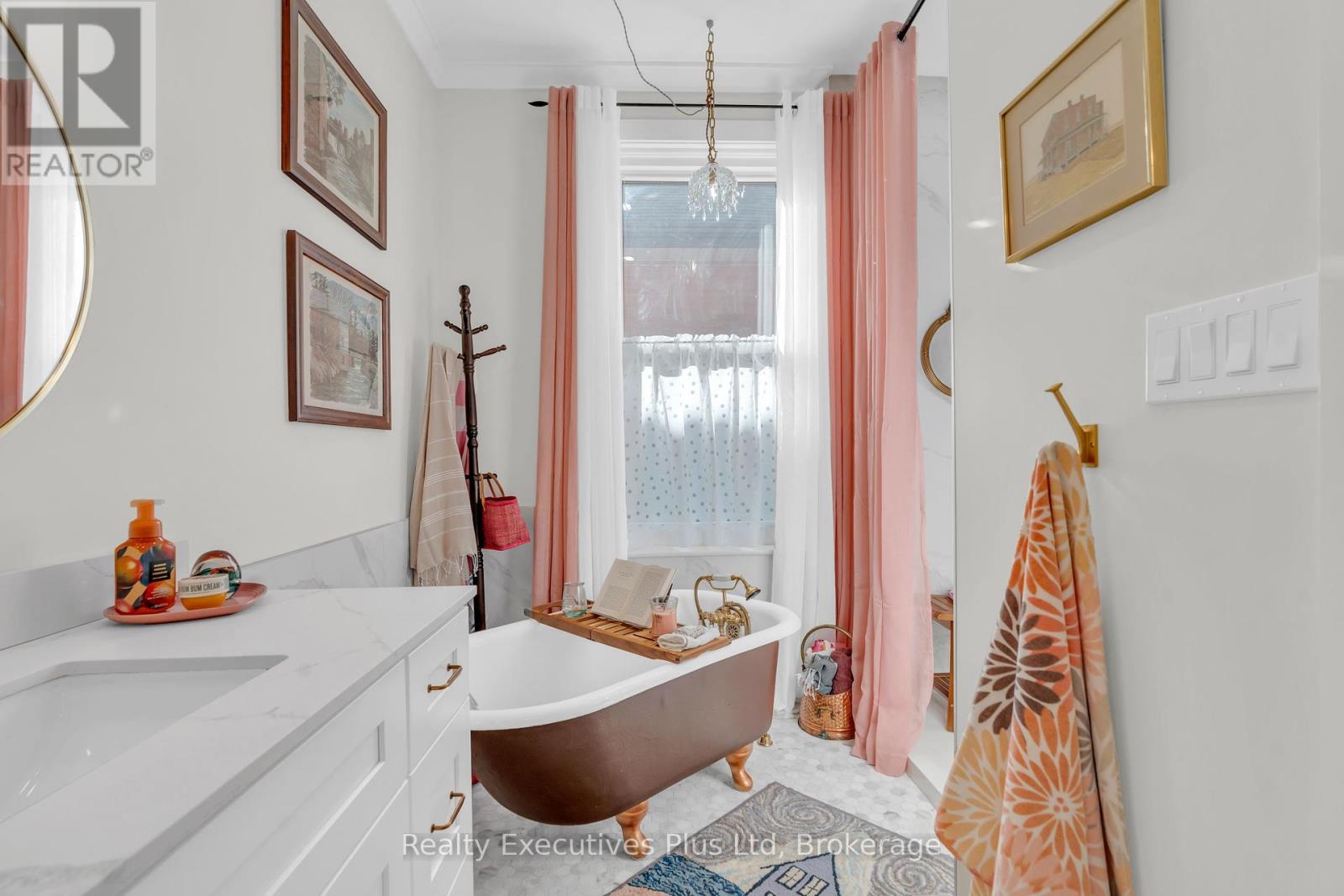 61 Hearn Avenue, Guelph, Ontario  N1H 5Y6 - Photo 25 - X12366063