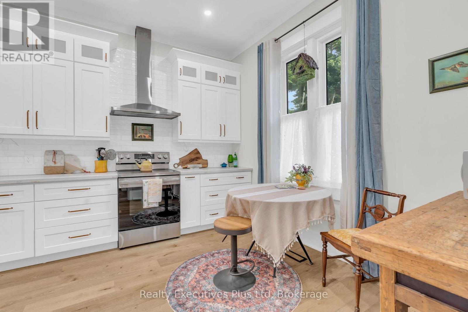 61 Hearn Avenue, Guelph, Ontario  N1H 5Y6 - Photo 9 - X12366063