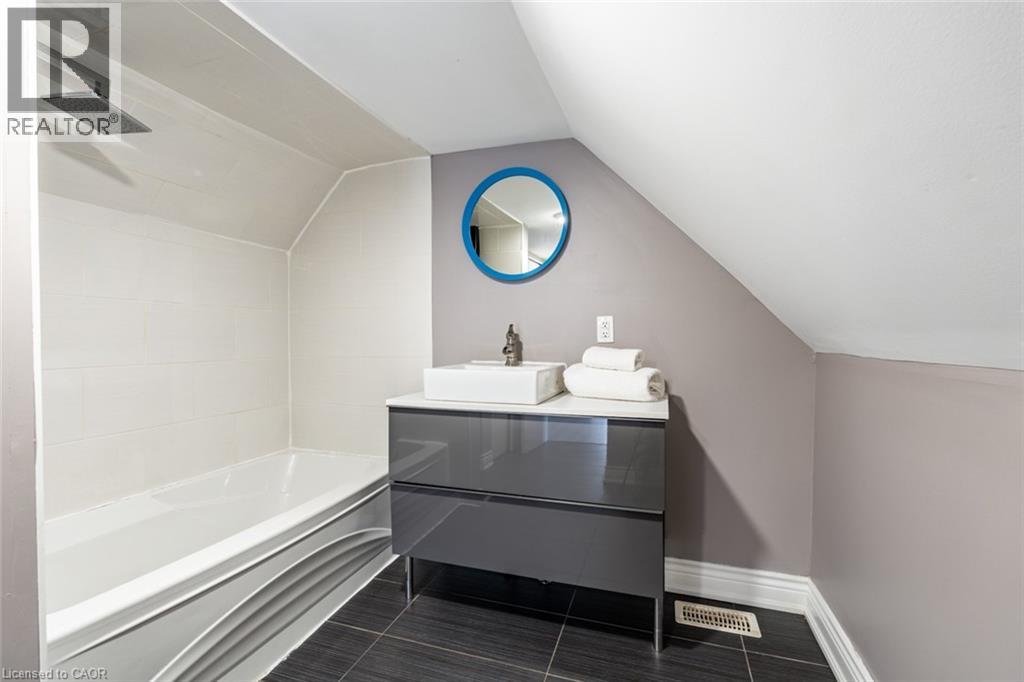 57 Century Street, Hamilton, Ontario  L8L 1V9 - Photo 29 - 40726479