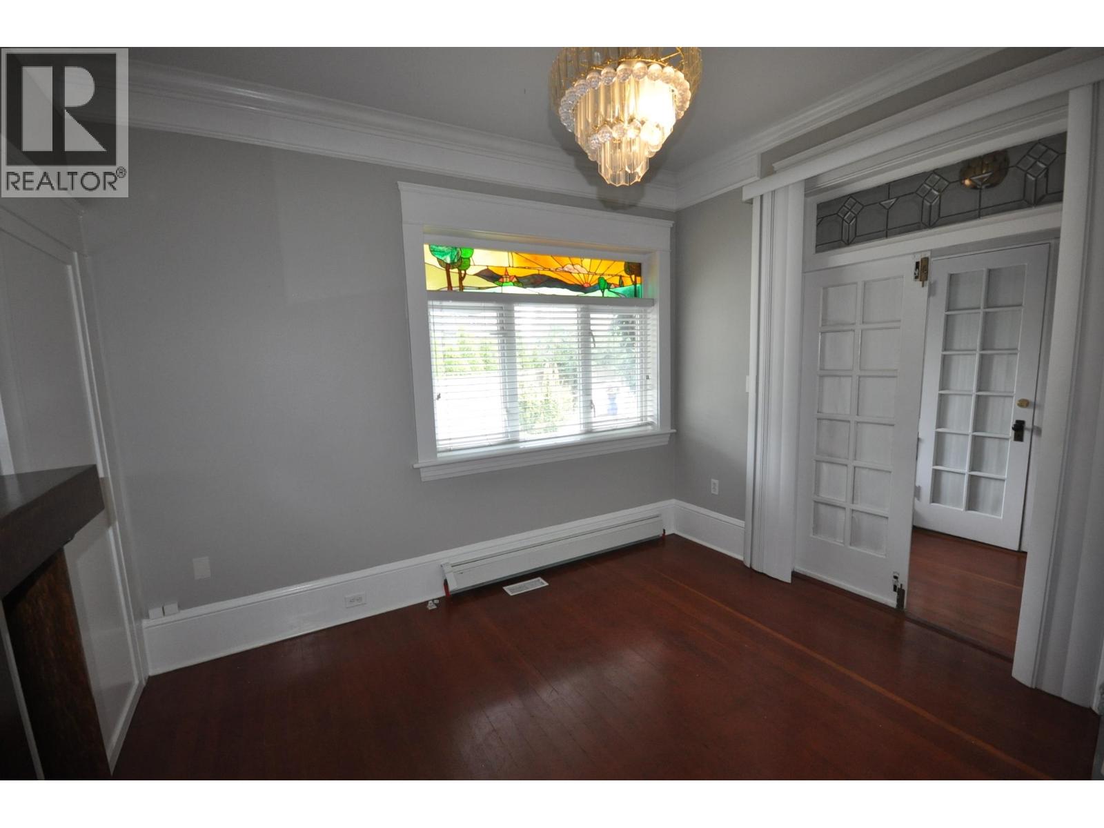 7505 Kingsway, Burnaby, British Columbia  V3N 3C1 - Photo 10 - R3039586