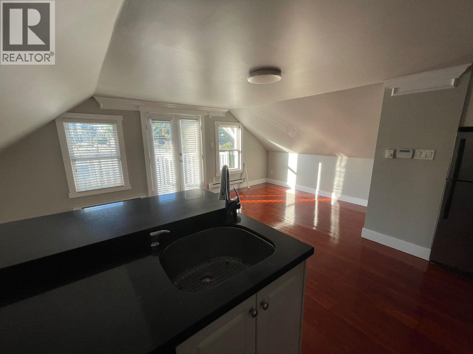 7505 Kingsway, Burnaby, British Columbia  V3N 3C1 - Photo 16 - R3039586