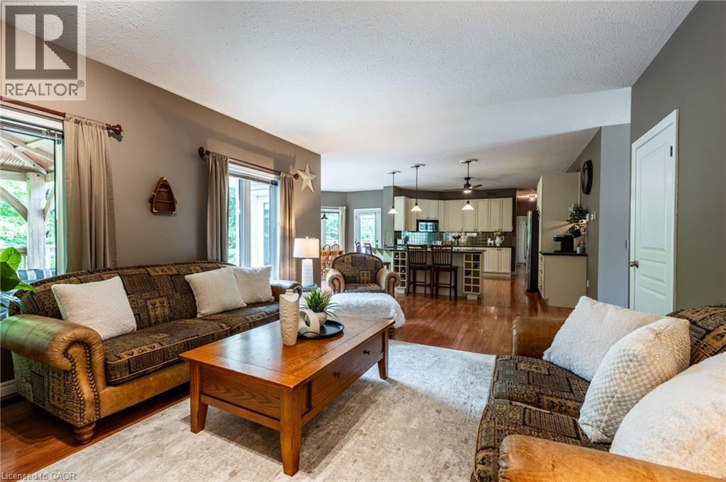 1323 8th Concession Road W, Puslinch, Ontario  N0B 2J0 - Photo 15 - 40735328
