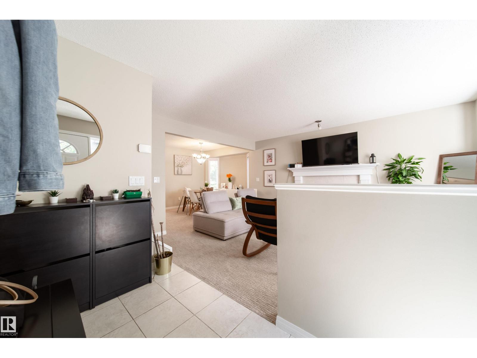 Property at 8118-8120 81 AV NW image 1
