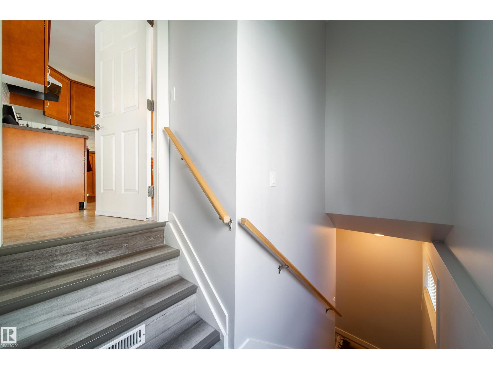 8118-8120 81 Av Nw, Edmonton, Alberta  T6C 0V9 - Photo 32 - E4454964