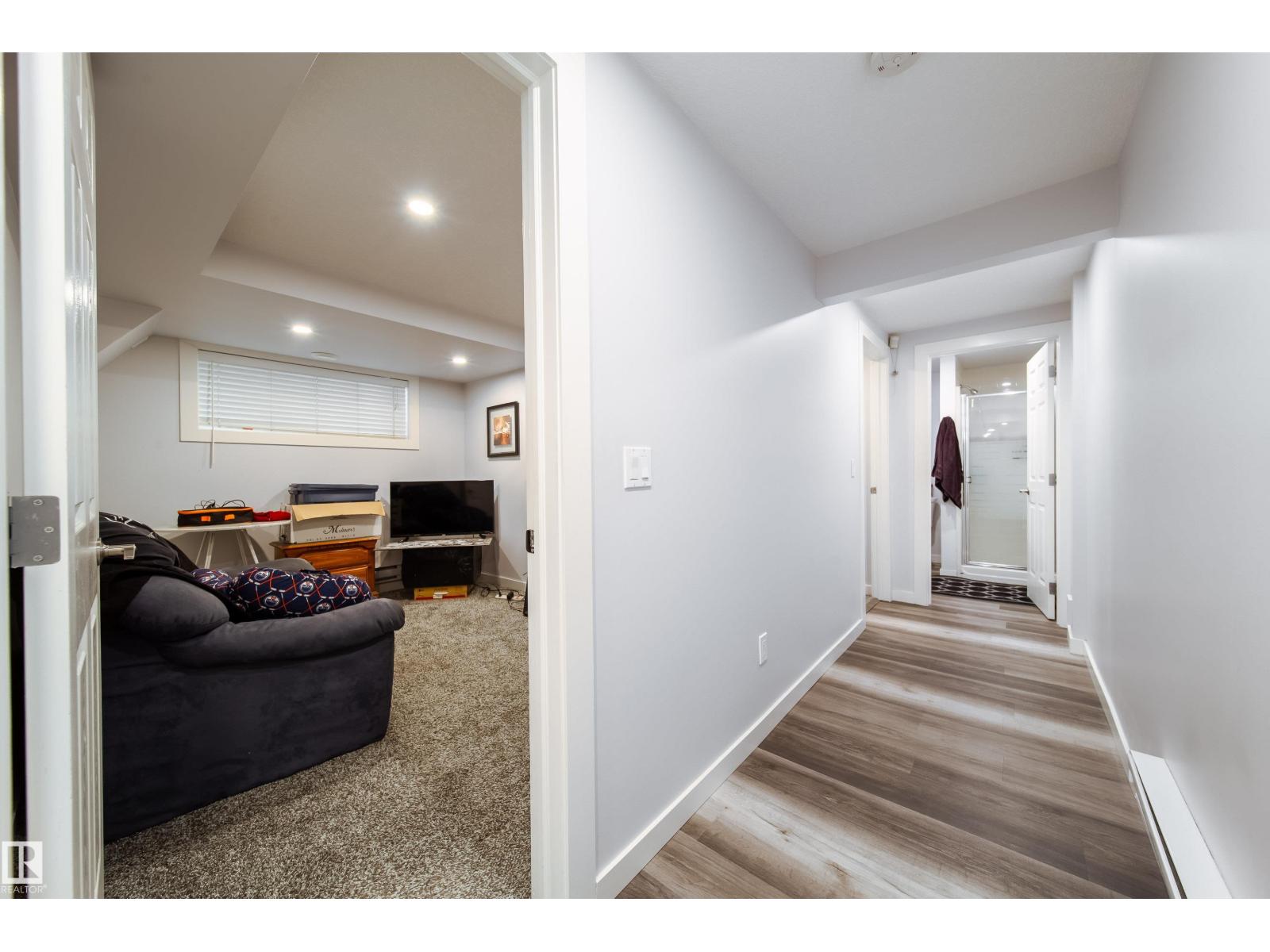 8118-8120 81 Av Nw, Edmonton, Alberta  T6C 0V9 - Photo 38 - E4454964