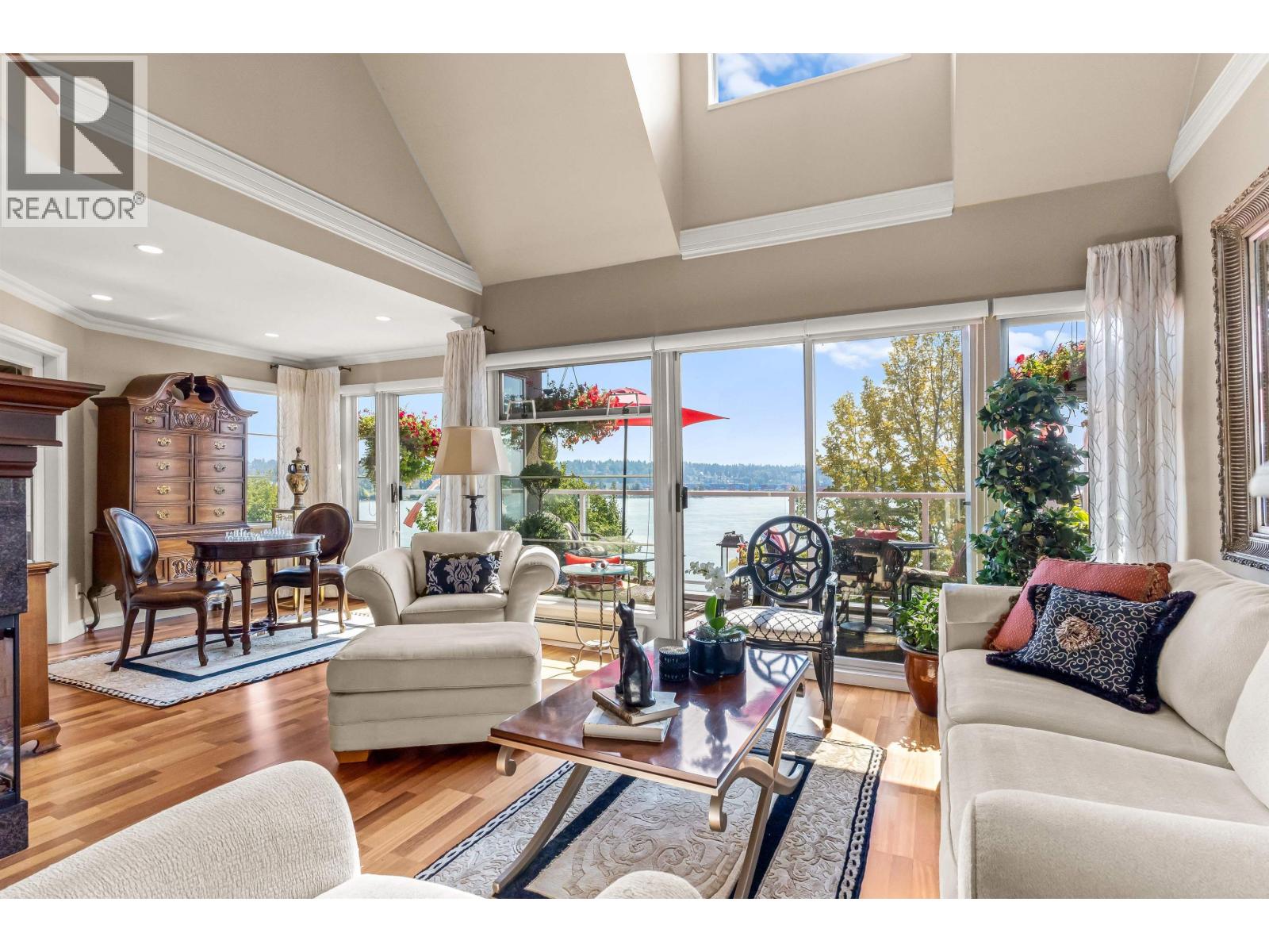 Property at 408 12 K DE K COURT image 3