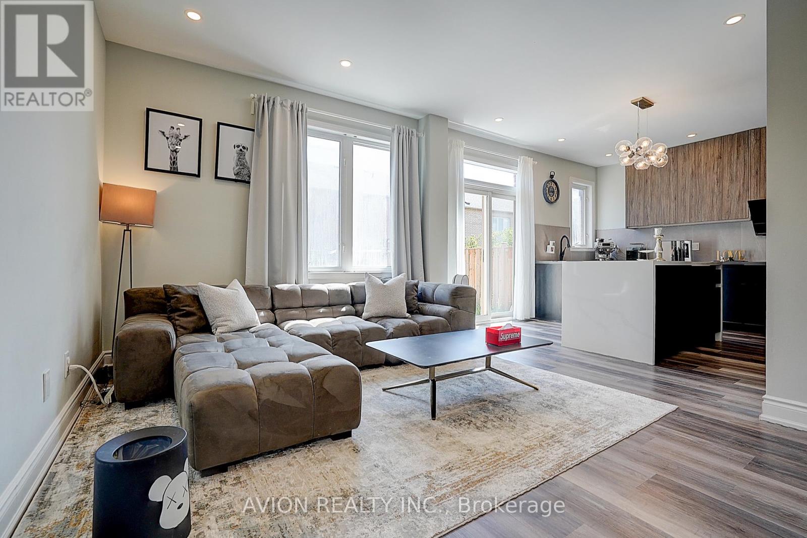 67 Oakford Drive, Markham, Ontario  L6C 2Y7 - Photo 18 - N12367677