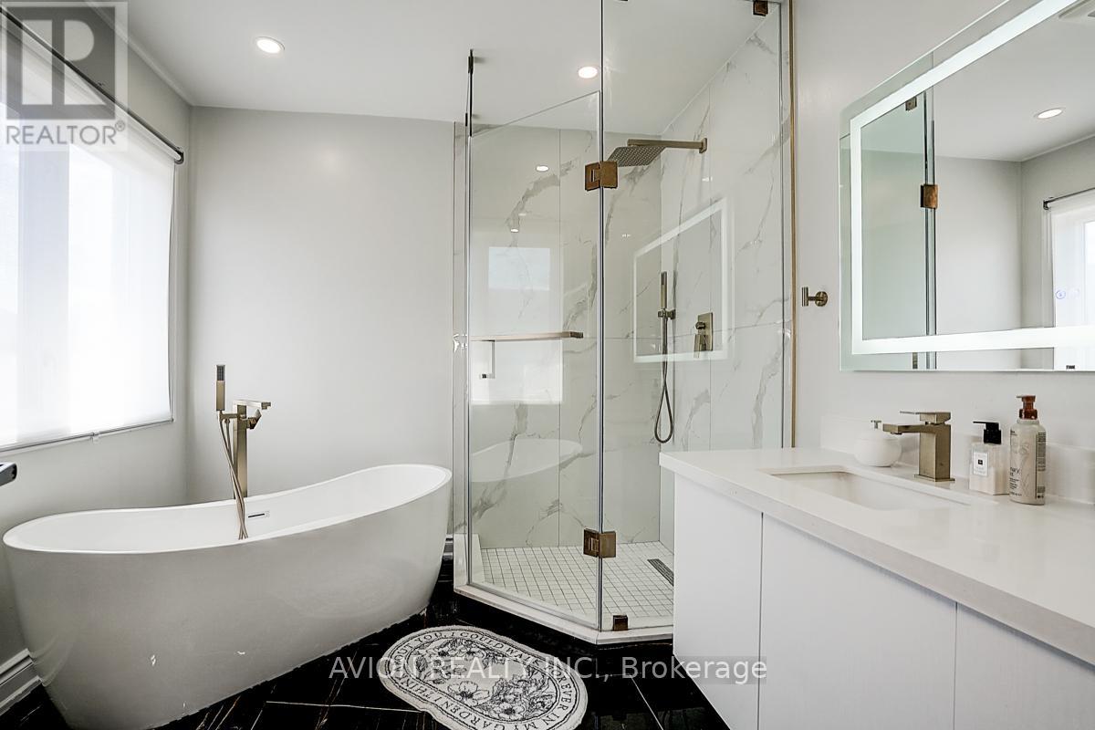 67 Oakford Drive, Markham, Ontario  L6C 2Y7 - Photo 28 - N12367677