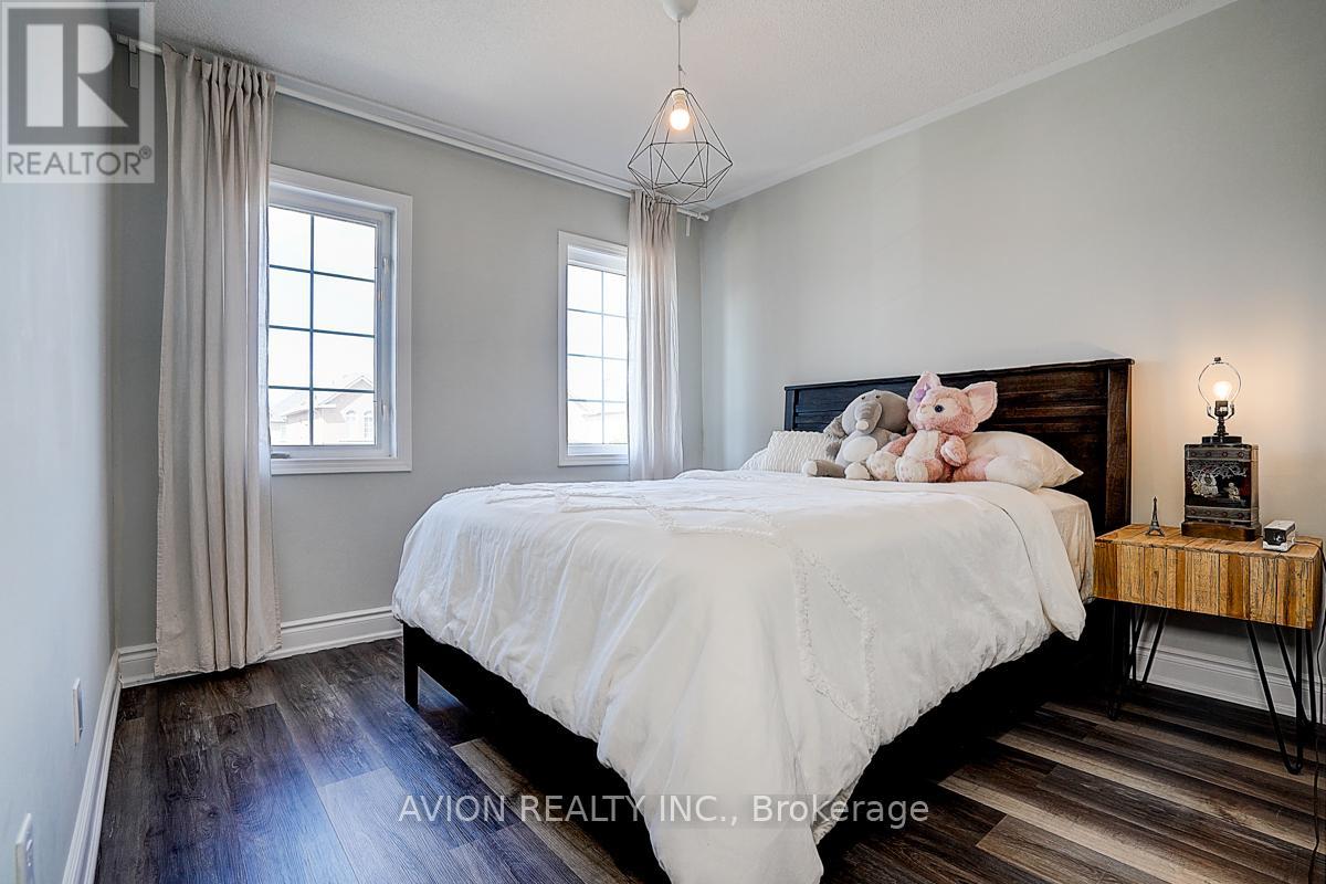 67 Oakford Drive, Markham, Ontario  L6C 2Y7 - Photo 30 - N12367677