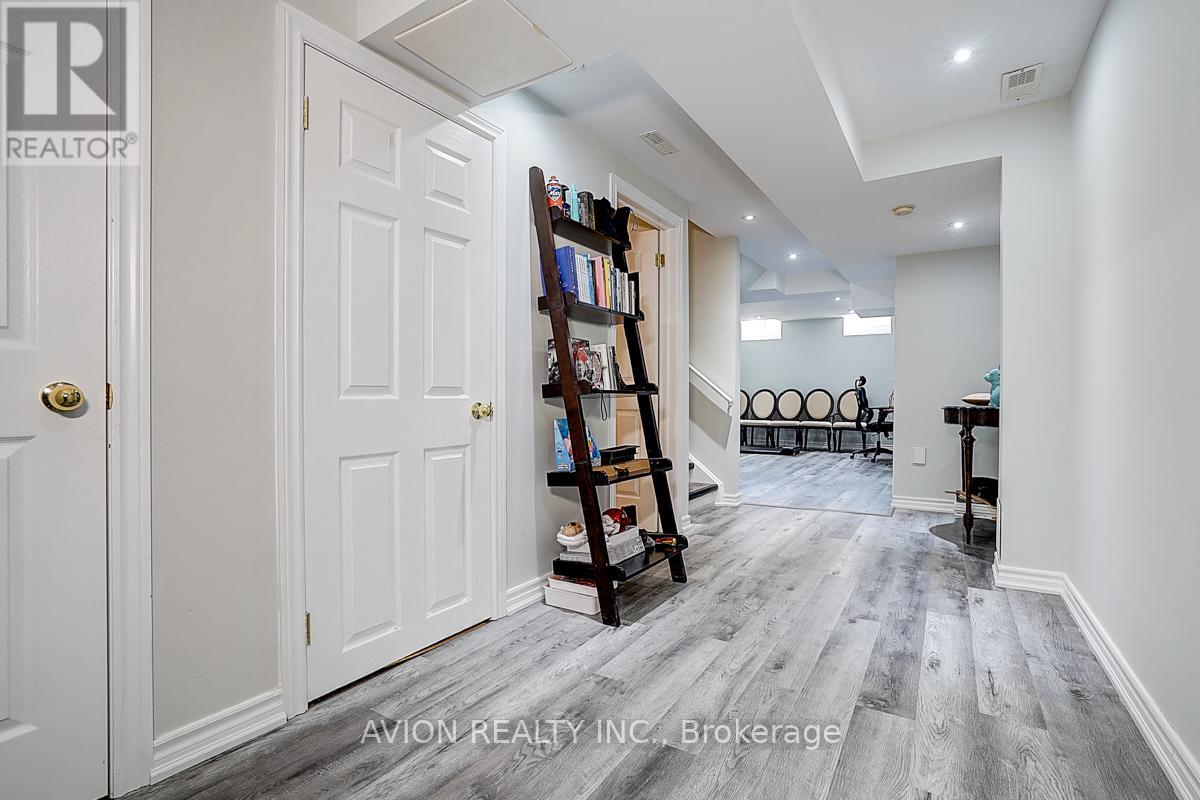 67 Oakford Drive, Markham, Ontario  L6C 2Y7 - Photo 32 - N12367677