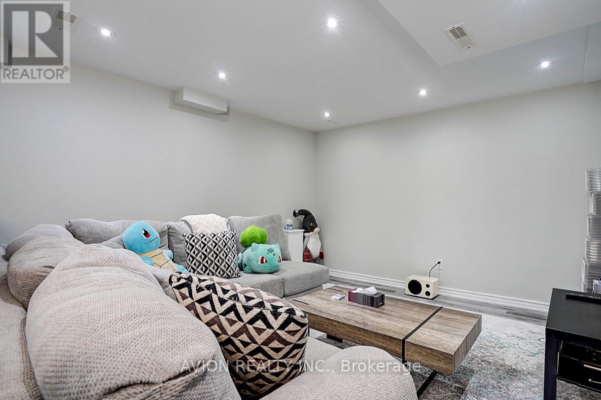 67 Oakford Drive, Markham, Ontario  L6C 2Y7 - Photo 36 - N12367677
