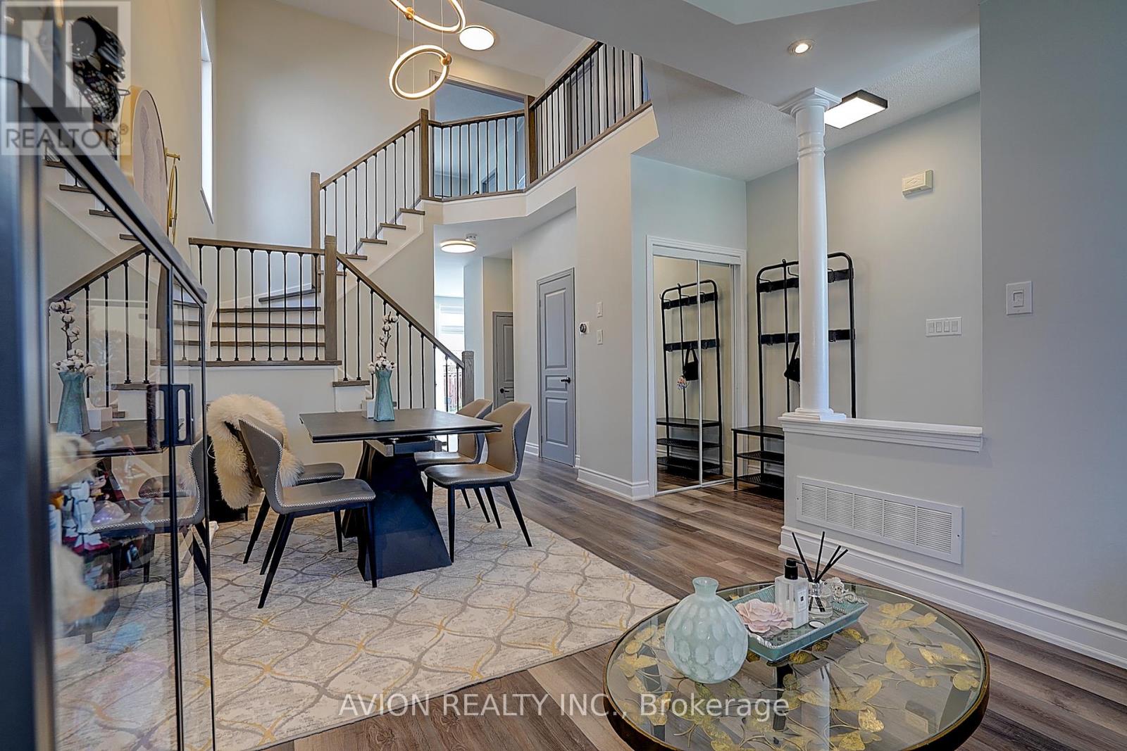 67 Oakford Drive, Markham, Ontario  L6C 2Y7 - Photo 9 - N12367677