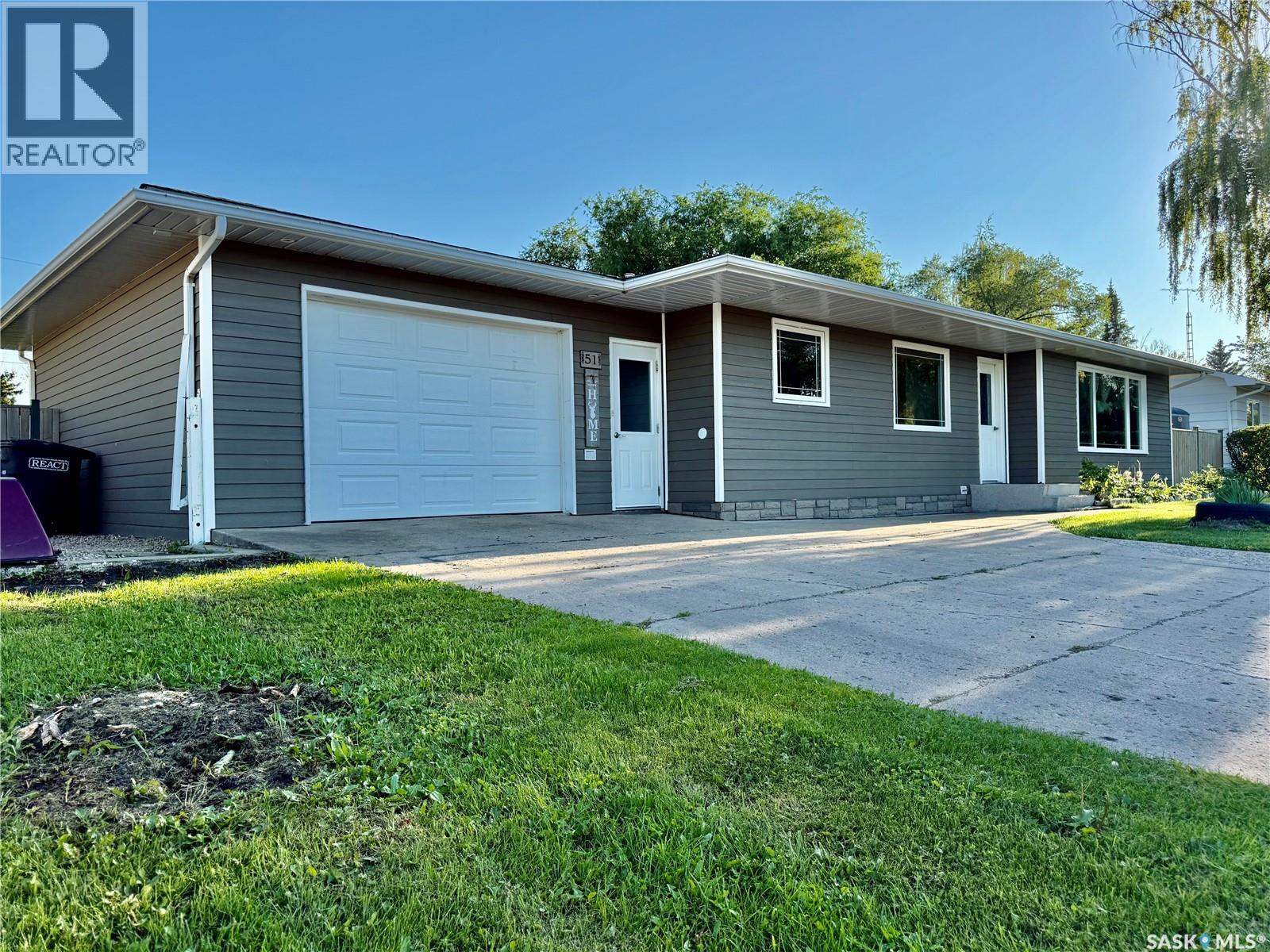 51 King CRESCENT, Humboldt, Saskatchewan