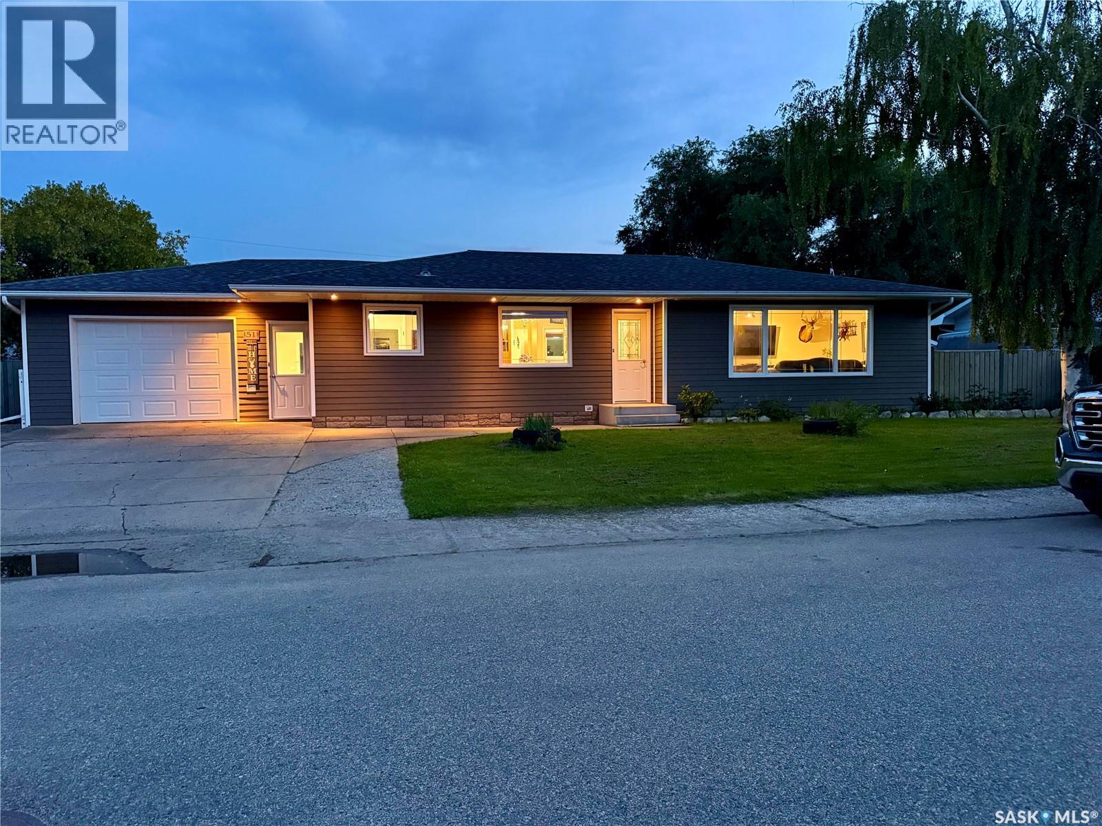 51 King Crescent, Humboldt, Saskatchewan  S0K 2A0 - Photo 50 - SK016297