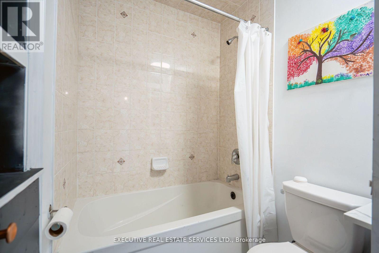 5 Sprucewood Road, Brampton, Ontario  L6Z 0J3 - Photo 36 - W12367670