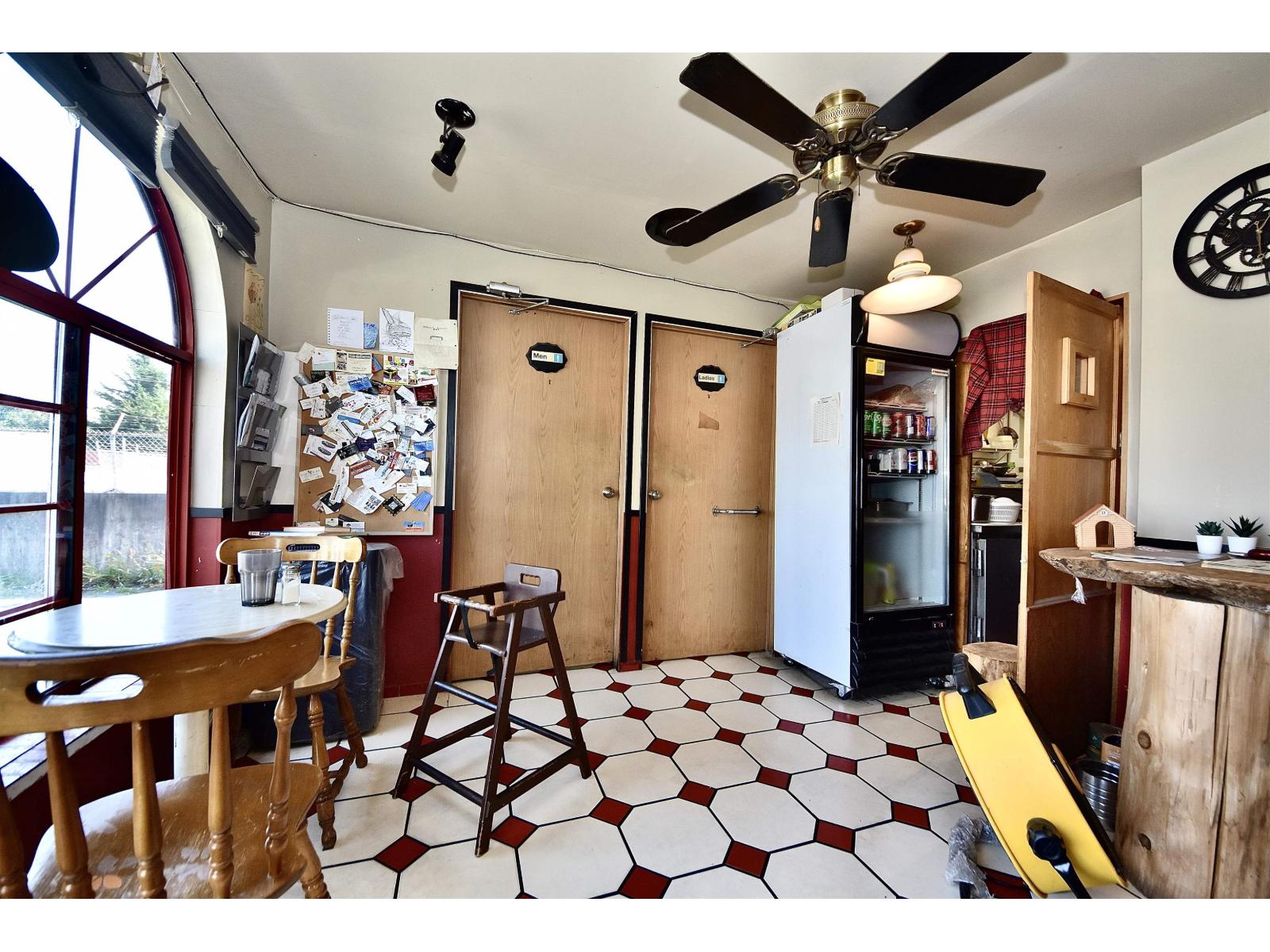 7117 Bridge Street, Mission, British Columbia  V2V 2X6 - Photo 12 - C8071622