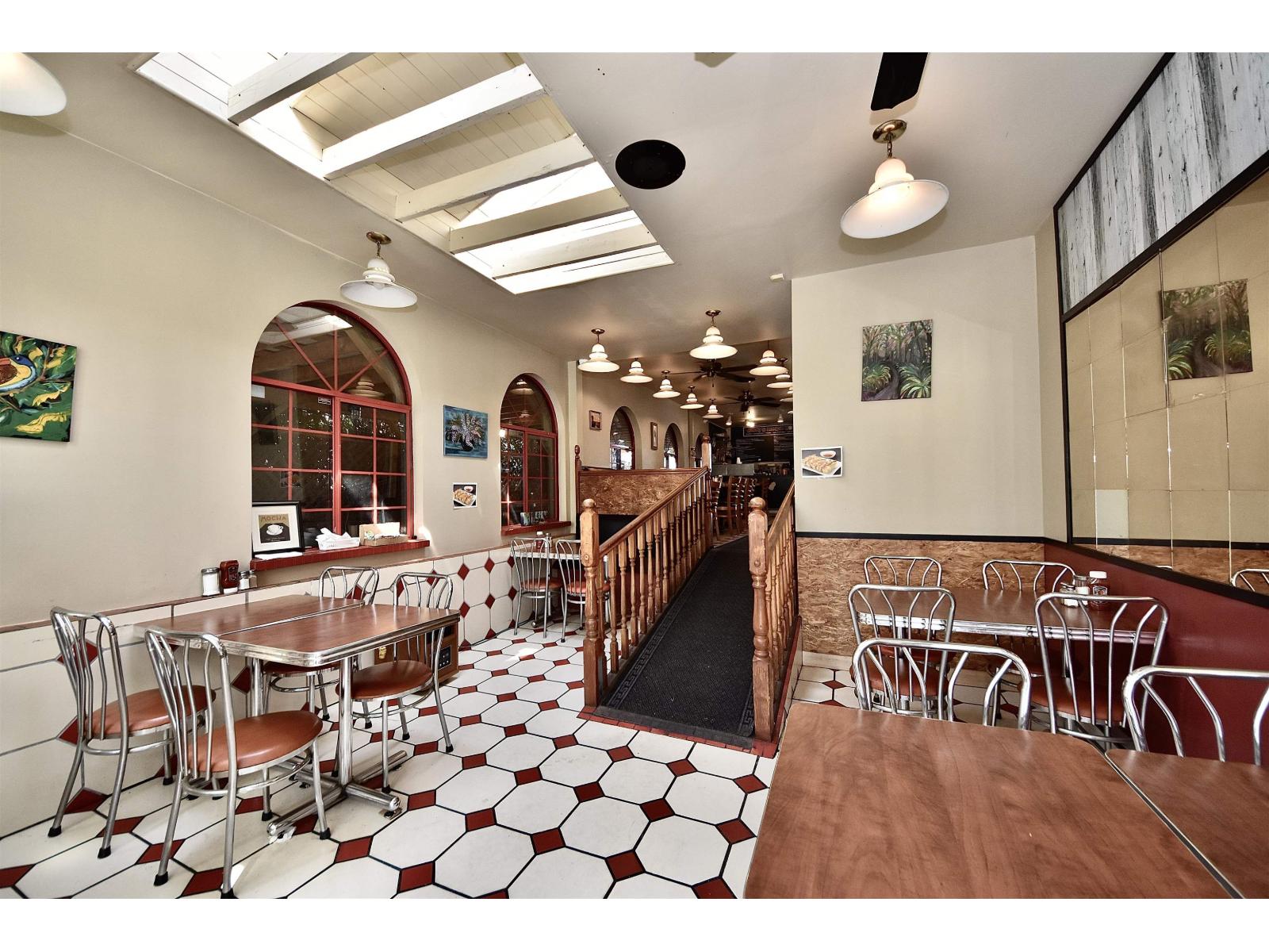 7117 Bridge Street, Mission, British Columbia  V2V 2X6 - Photo 8 - C8071622