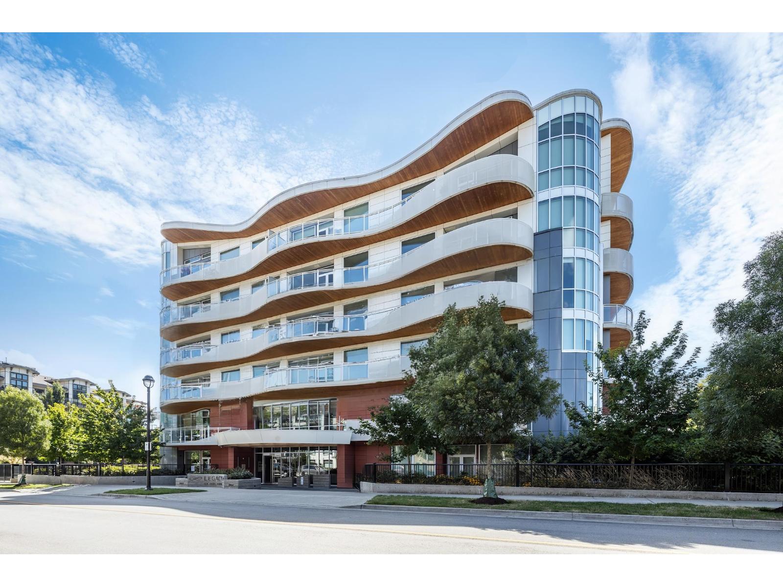 502 20416 PARK AVENUE, Langley, British Columbia