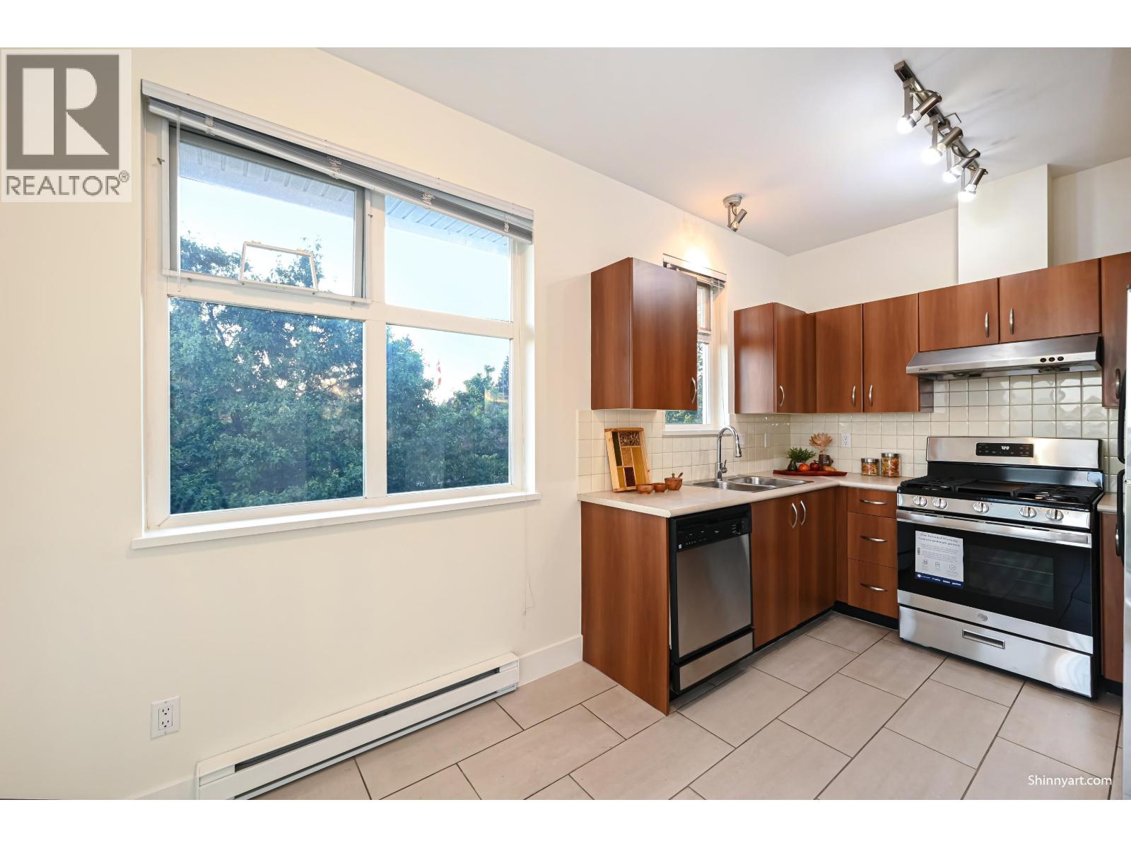 401 995 W 59th Avenue, Vancouver, British Columbia  V6P 6Z2 - Photo 12 - R3024634