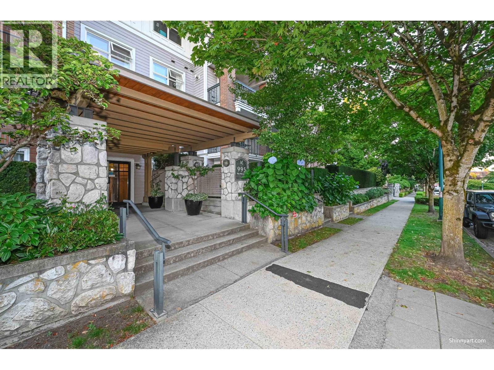 401 995 W 59TH AVENUE, Vancouver, British Columbia