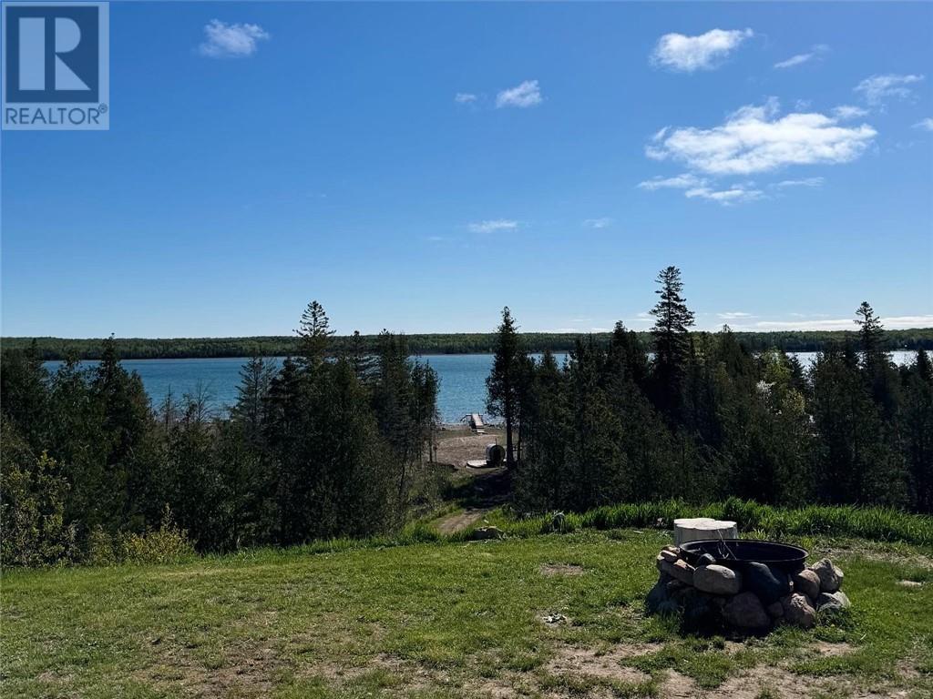 120 Goose Gap Crescent, Barrie Island, Ontario  P0P 1H0 - Photo 2 - 2124094