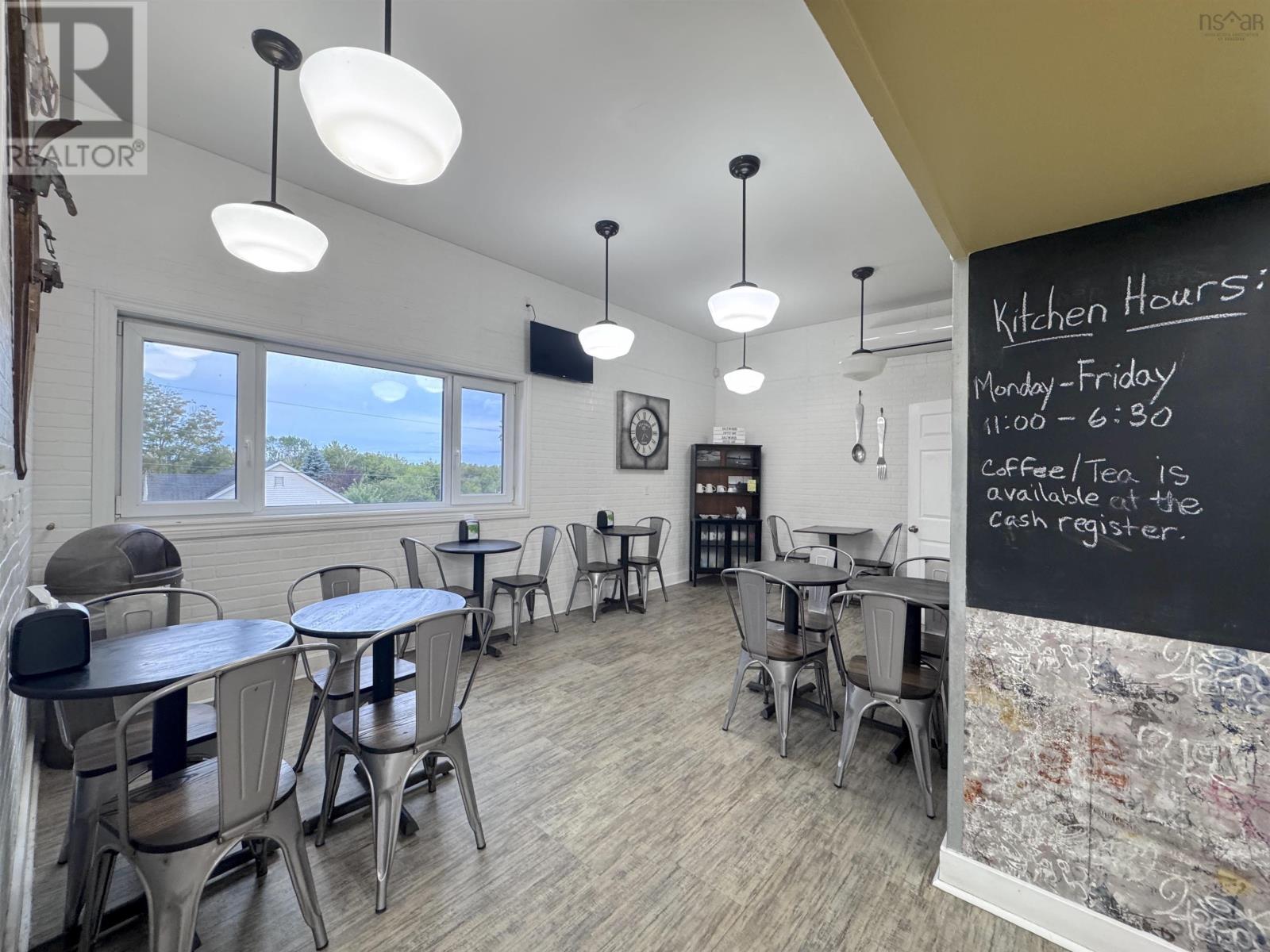 37867 Cabot Trail, Ingonish, Nova Scotia  B0C 1L0 - Photo 17 - 202519487