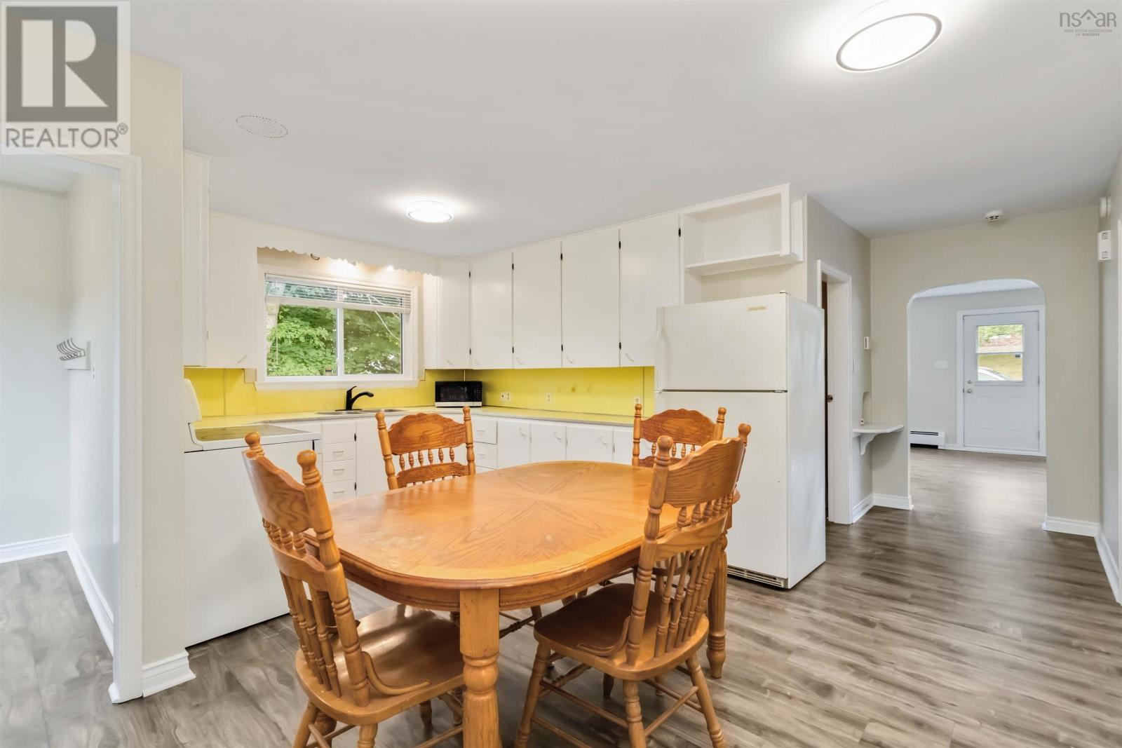 409 Rocky Lake Drive, Bedford, Nova Scotia  B4A 2T4 - Photo 8 - 202520739