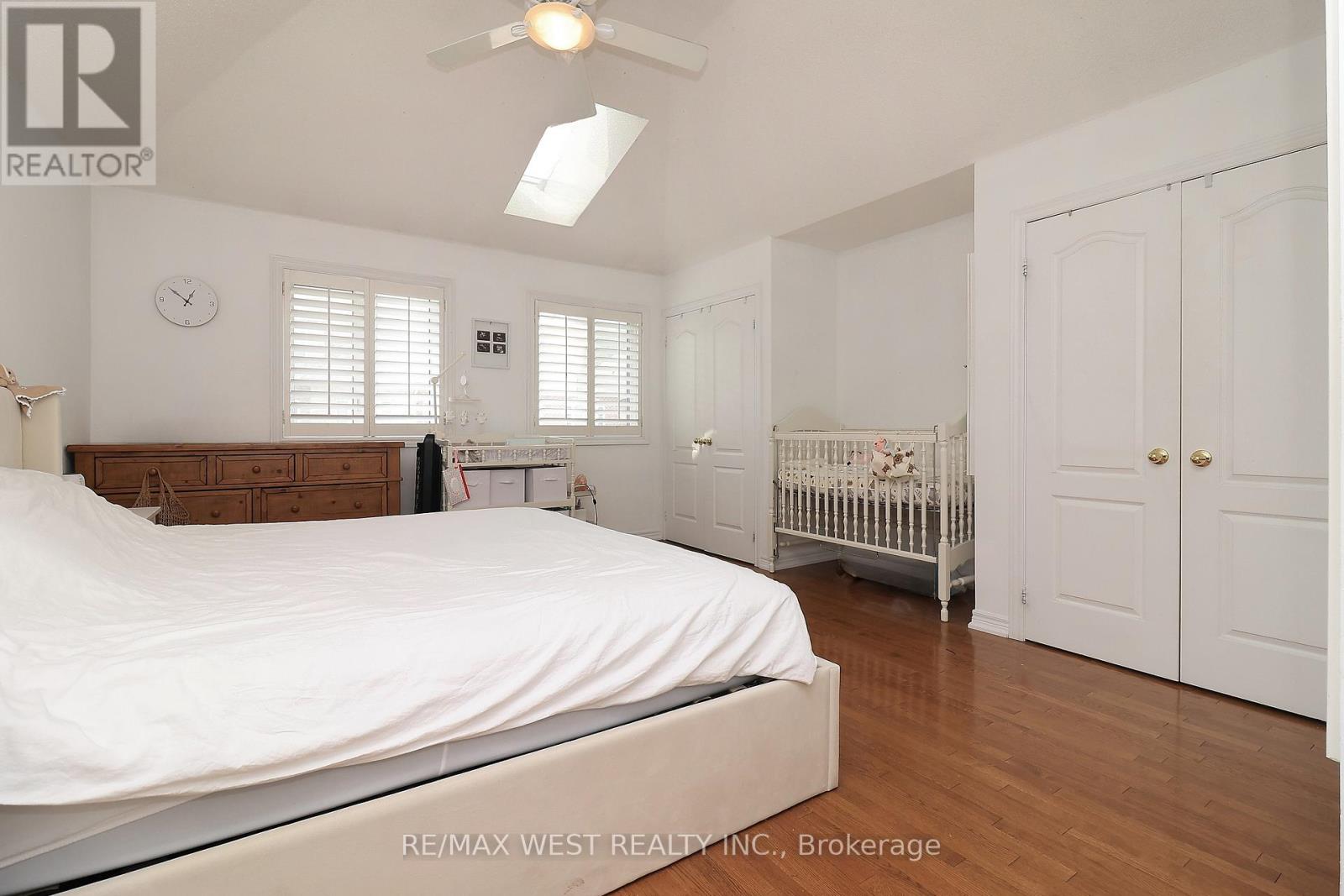 8 James Stock Path, Toronto, Ontario  M8Z 6C6 - Photo 15 - W12363898