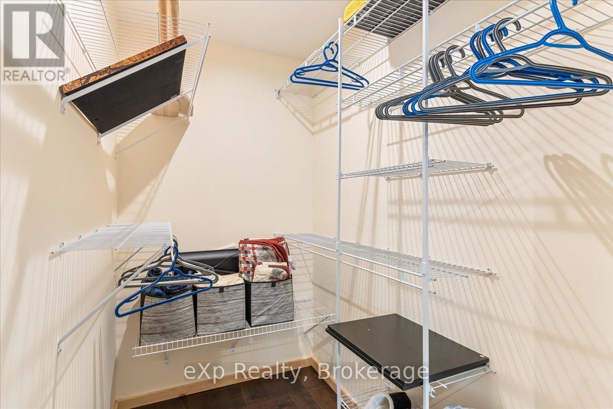 19 Murray Avenue, Northern Bruce Peninsula, Ontario  N0H 1W0 - Photo 32 - X12367732