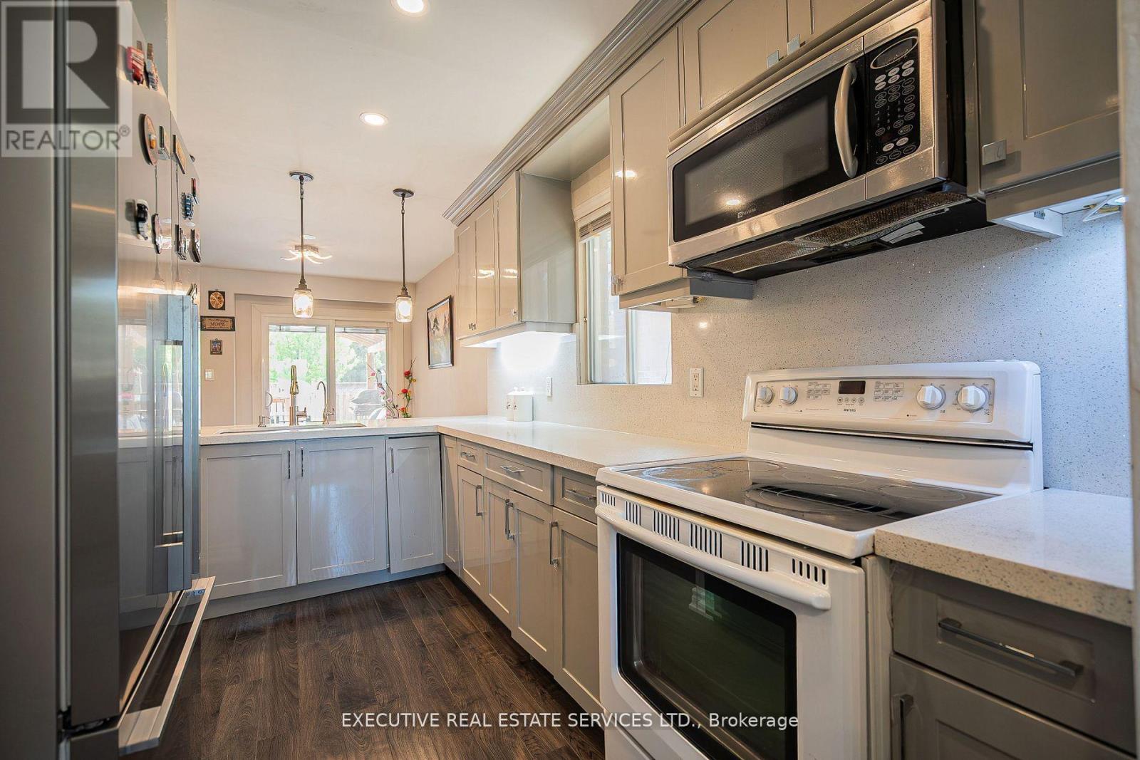 4 Simmons Boulevard, Brampton, Ontario  L6V 3V5 - Photo 27 - W12367686