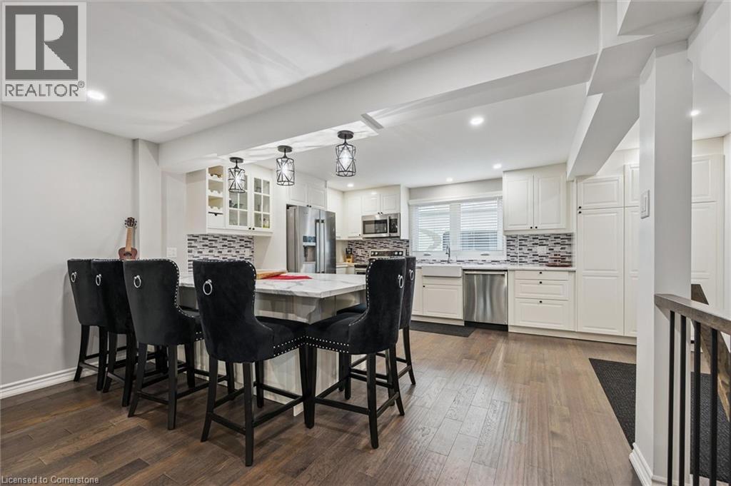Property at 118 GLAMIS Road image 5