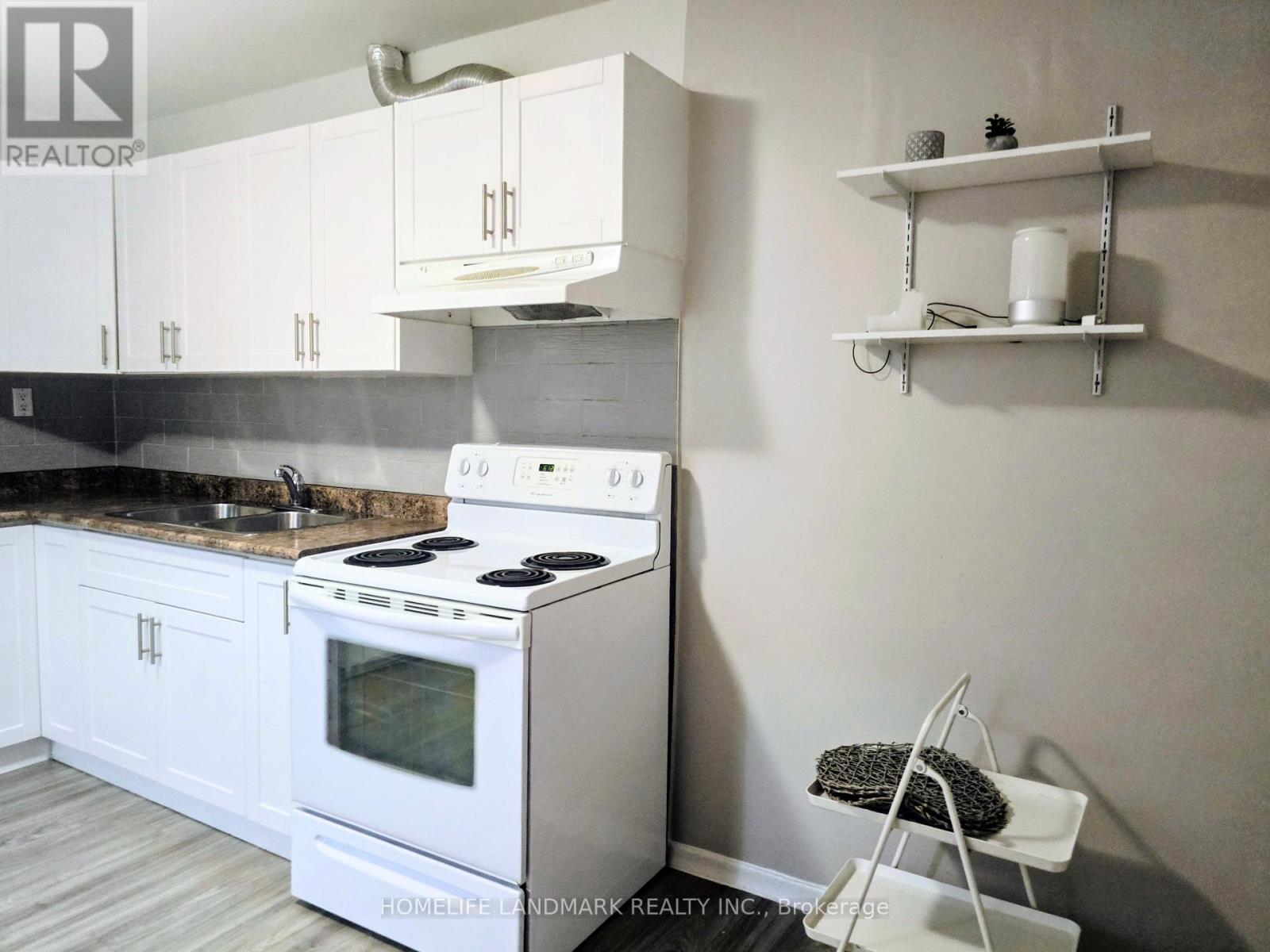1 - 2844 Danforth Avenue, Toronto, Ontario  M4C 1M1 - Photo 2 - E12367752