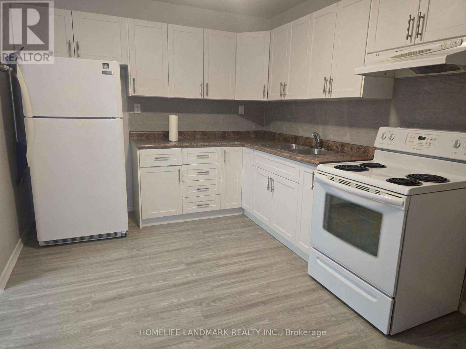 1 - 2844 Danforth Avenue, Toronto, Ontario  M4C 1M1 - Photo 3 - E12367752