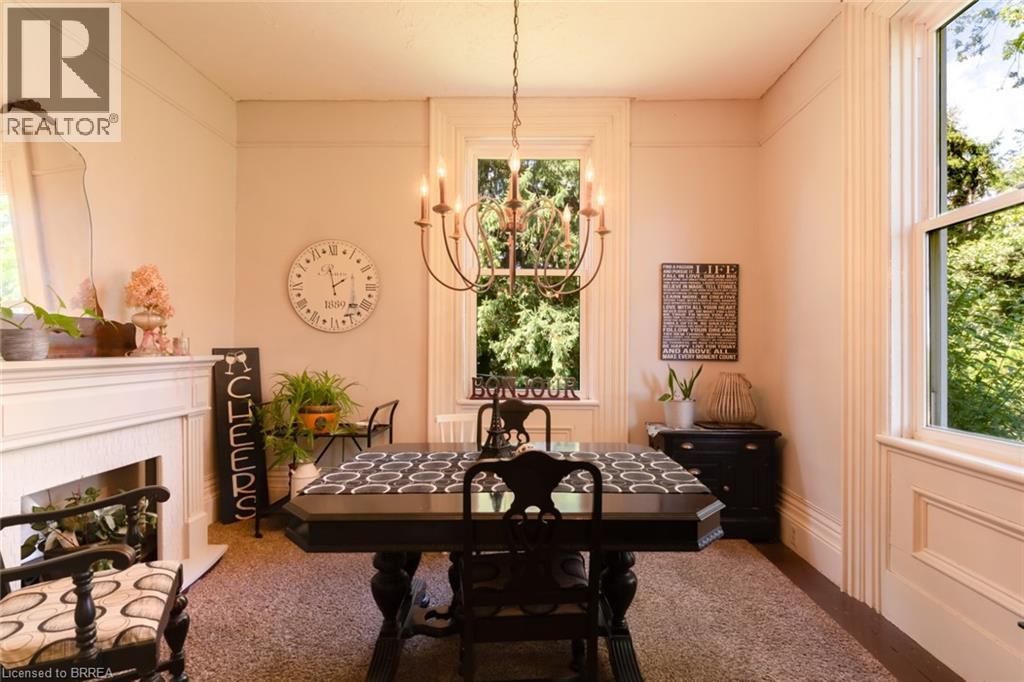 Photo 25 of 43 for 21266 Thames Road