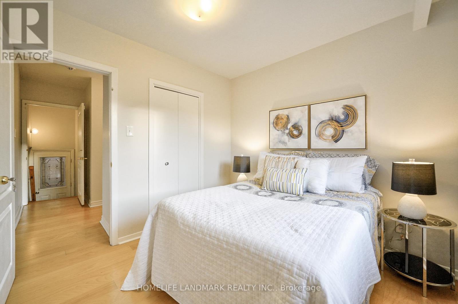 373 The Westway, Toronto, Ontario  M9R 1H3 - Photo 22 - W12367760