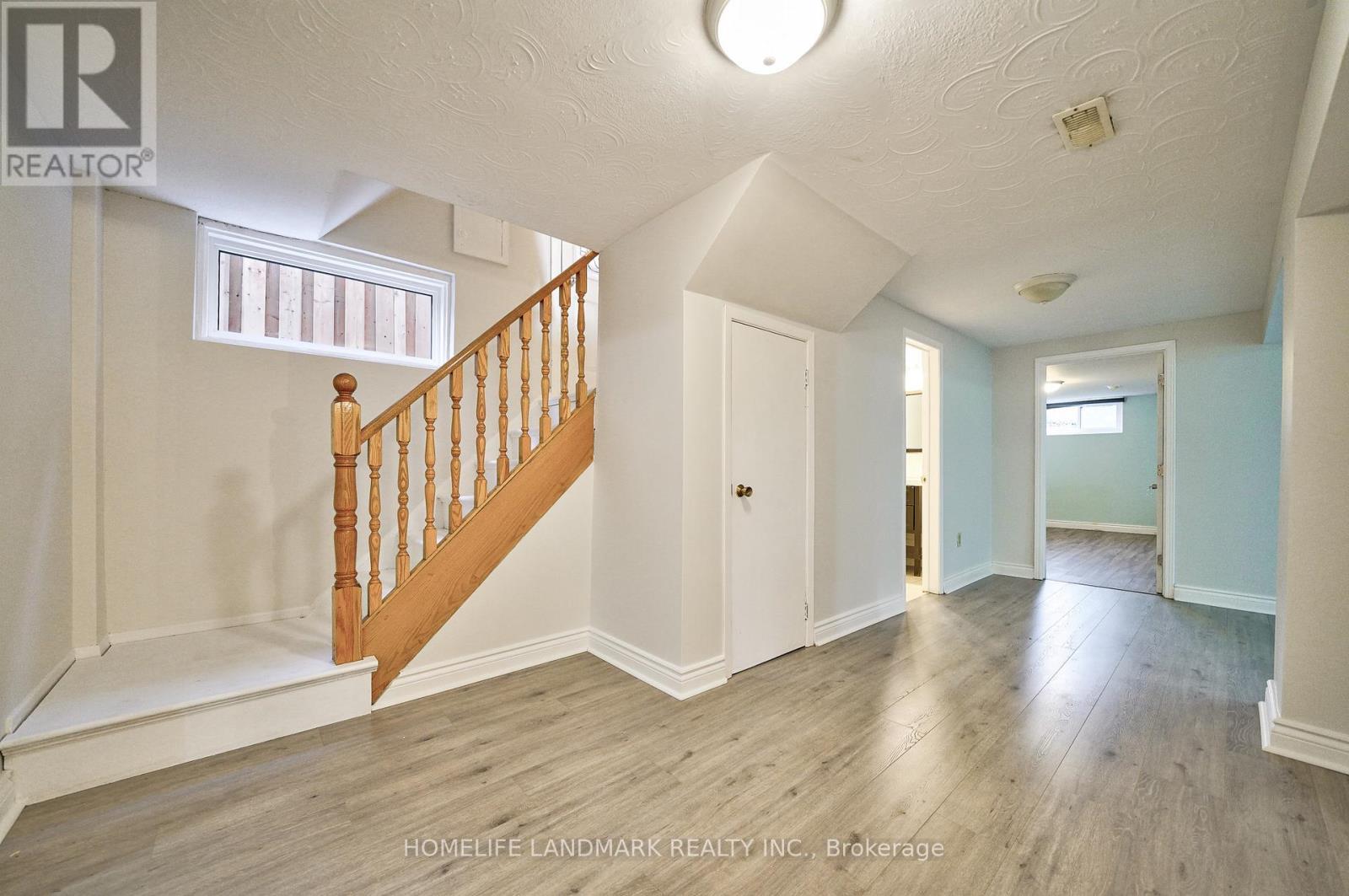 373 The Westway, Toronto, Ontario  M9R 1H3 - Photo 26 - W12367760
