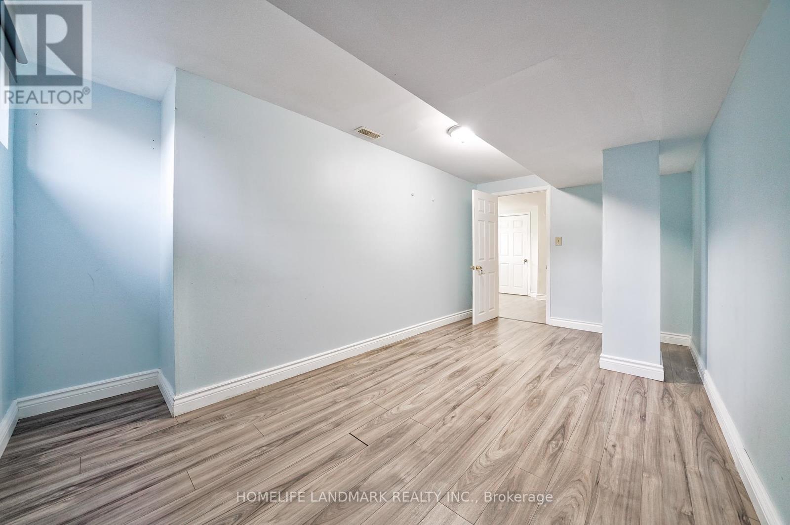 373 The Westway, Toronto, Ontario  M9R 1H3 - Photo 31 - W12367760
