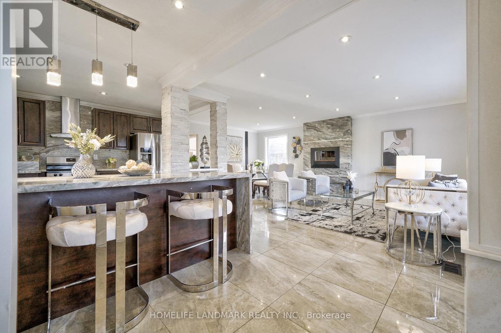Property at 373 THE WESTWAY image 4