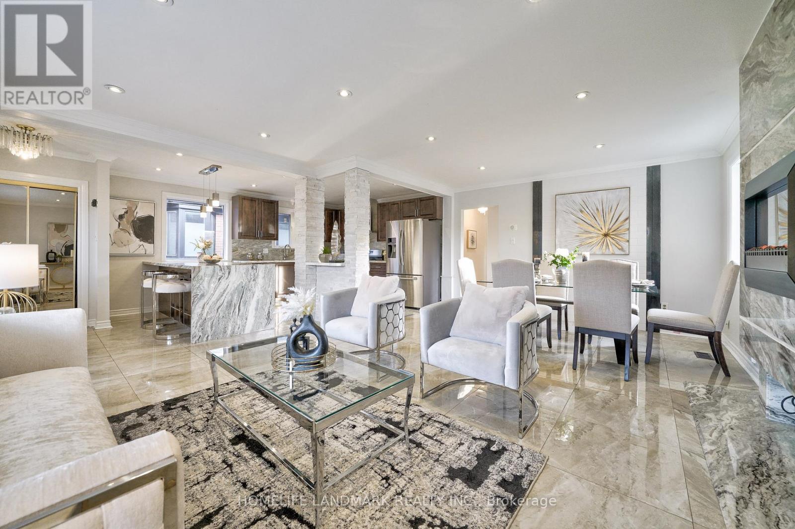 373 The Westway, Toronto, Ontario  M9R 1H3 - Photo 8 - W12367760