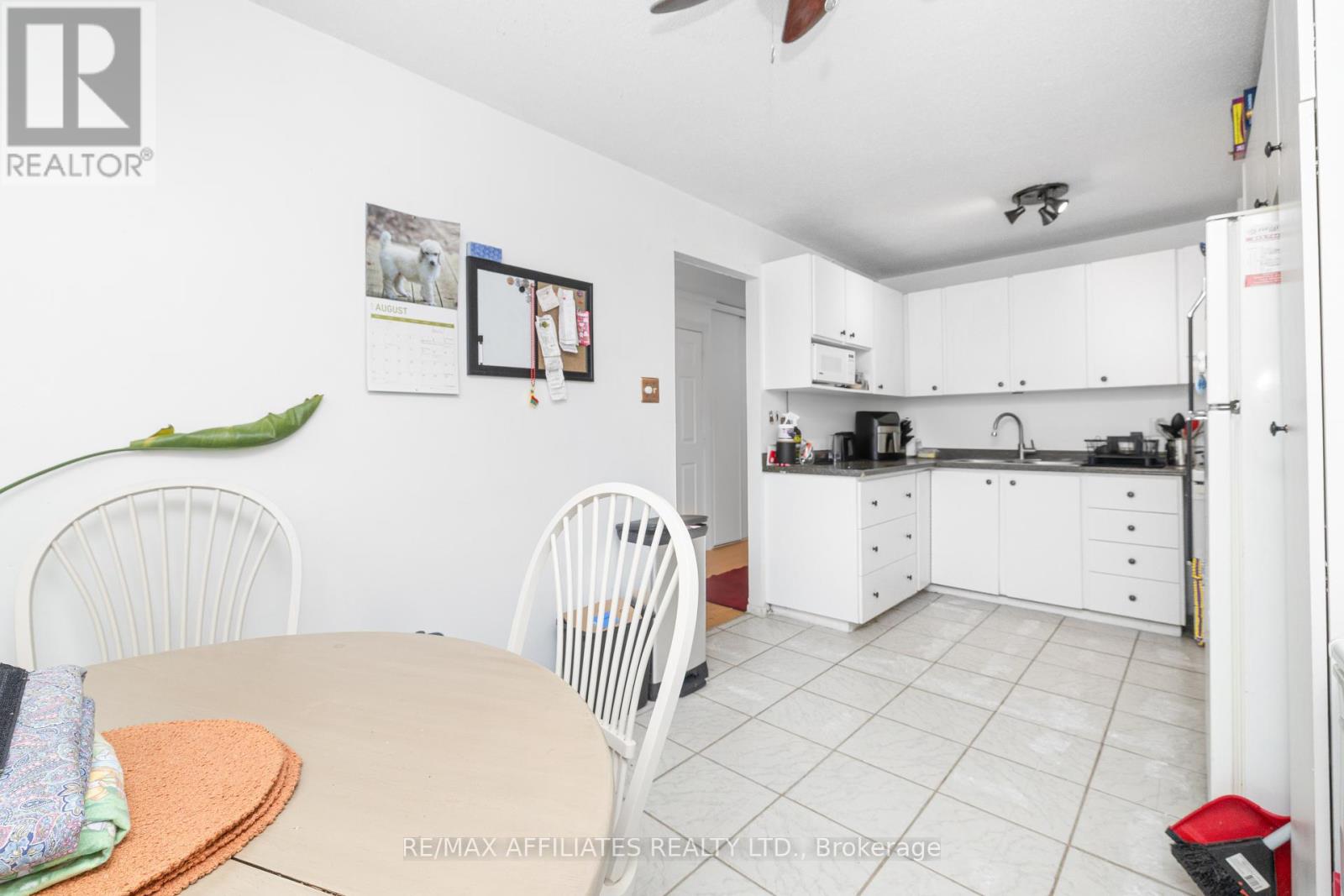 306 Woodfield Drive, Ottawa, Ontario  K2G 3W9 - Photo 13 - X12367767