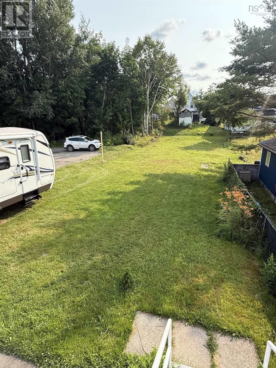 30 Harrison Avenue, Sydney, Nova Scotia  B1S 2Y2 - Photo 5 - 202518535