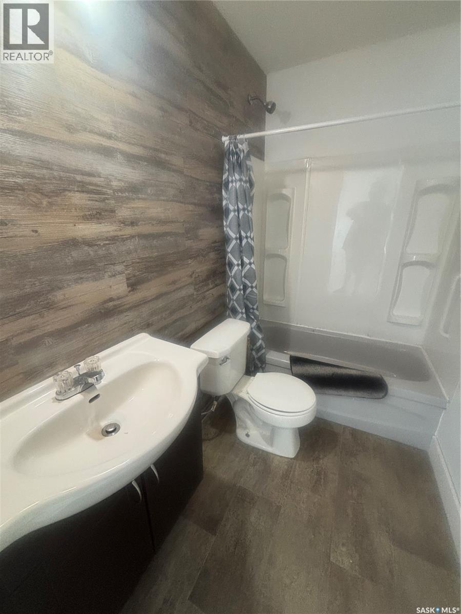 220 Stovel Avenue E, Melfort, Saskatchewan  S0E 1A0 - Photo 13 - SK016828
