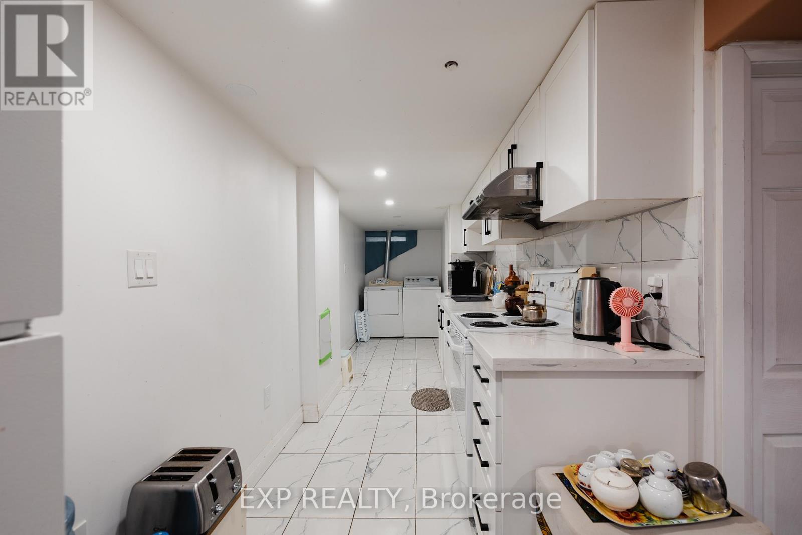 189 Gatewood Road, Kitchener, Ontario  N2M 4E3 - Photo 15 - X12367764