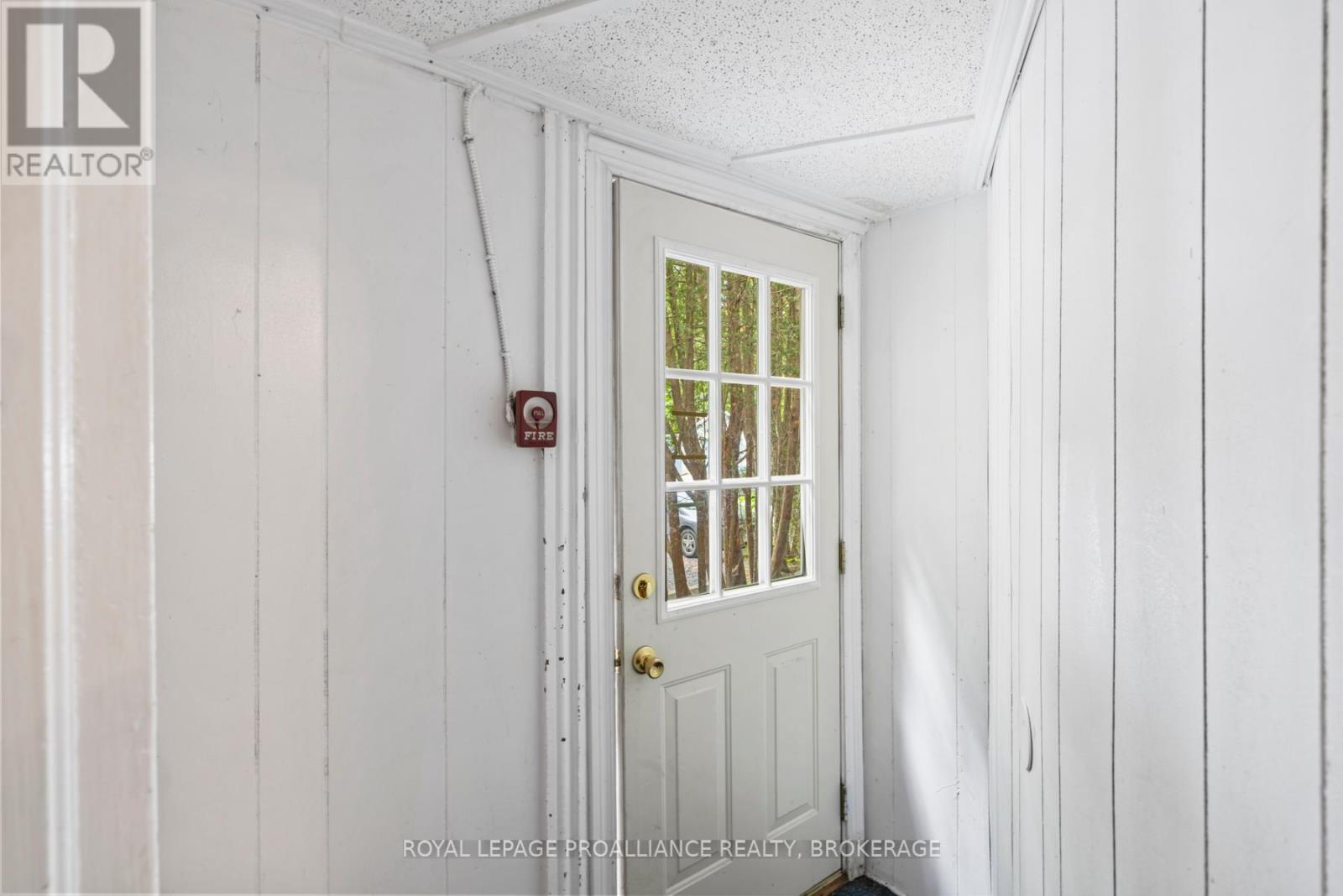 120 Bagot Street, Kingston, Ontario  K7L 3E5 - Photo 13 - X12367810