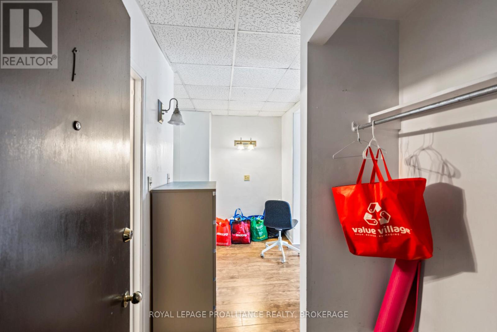 120 Bagot Street, Kingston, Ontario  K7L 3E5 - Photo 14 - X12367810