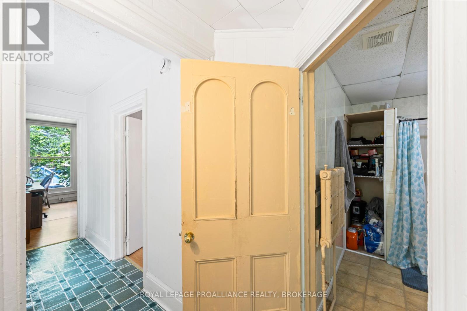 120 Bagot Street, Kingston, Ontario  K7L 3E5 - Photo 23 - X12367810