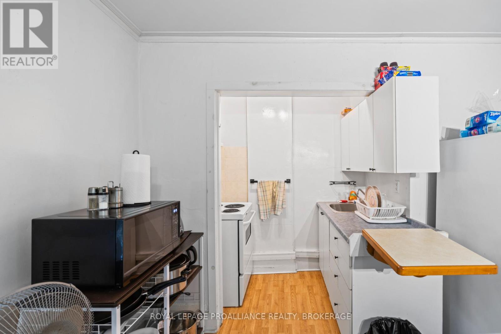 120 Bagot Street, Kingston, Ontario  K7L 3E5 - Photo 29 - X12367810