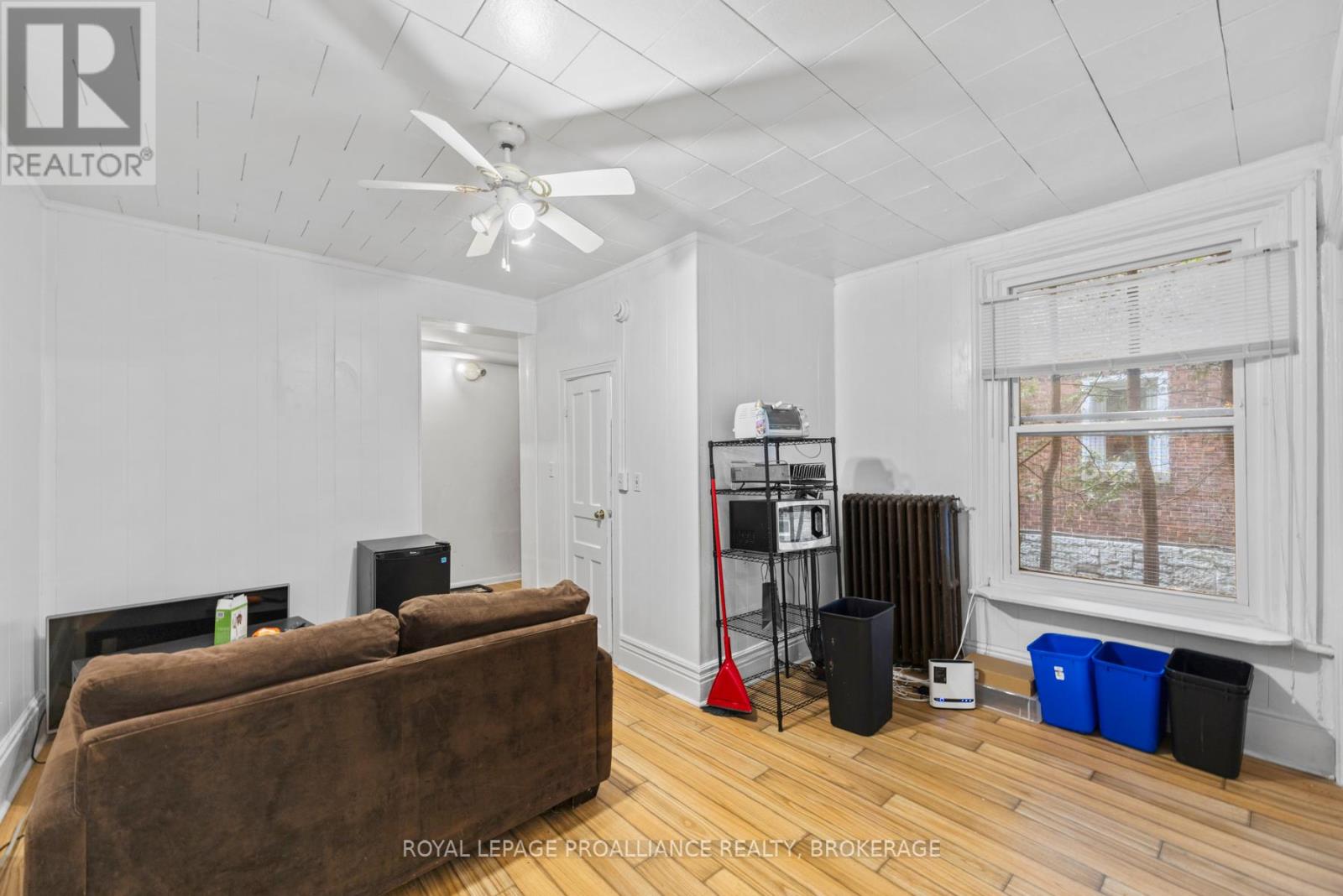 120 Bagot Street, Kingston, Ontario  K7L 3E5 - Photo 6 - X12367810