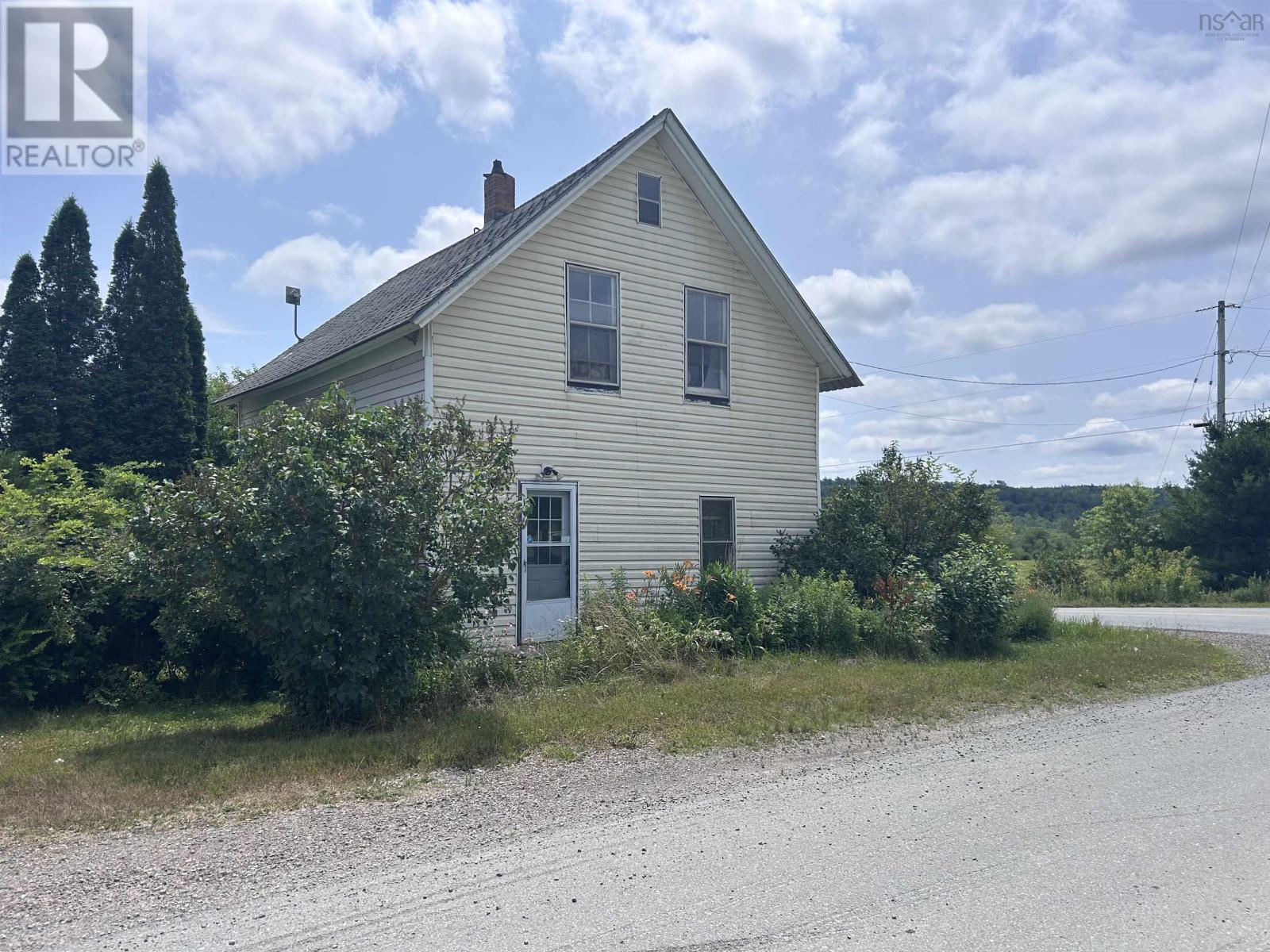 4 Ridge Road, South Branch, Nova Scotia