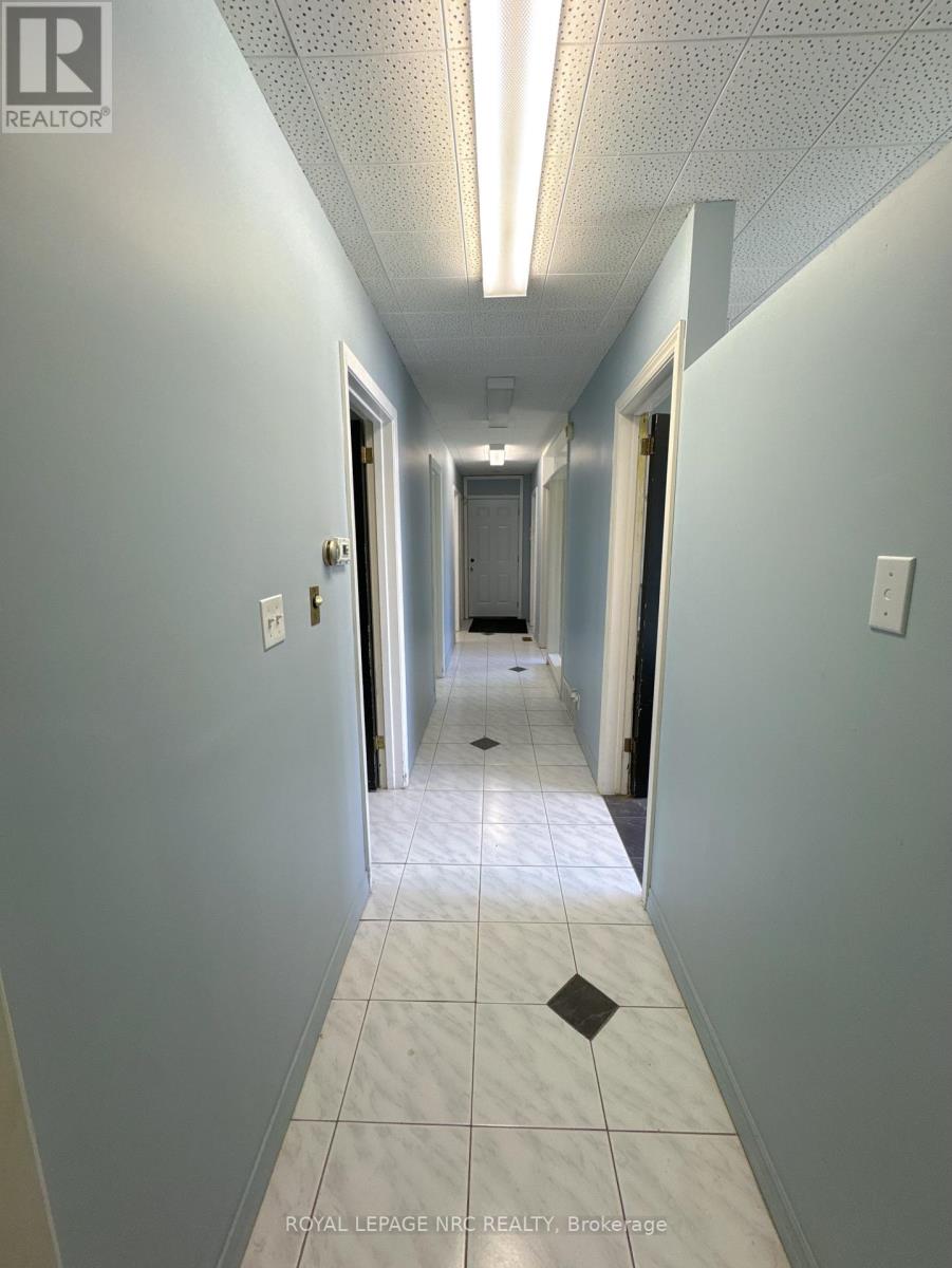 4207/4213 Drummond Road, Niagara Falls, Ontario  L2E 6C2 - Photo 7 - X12367489